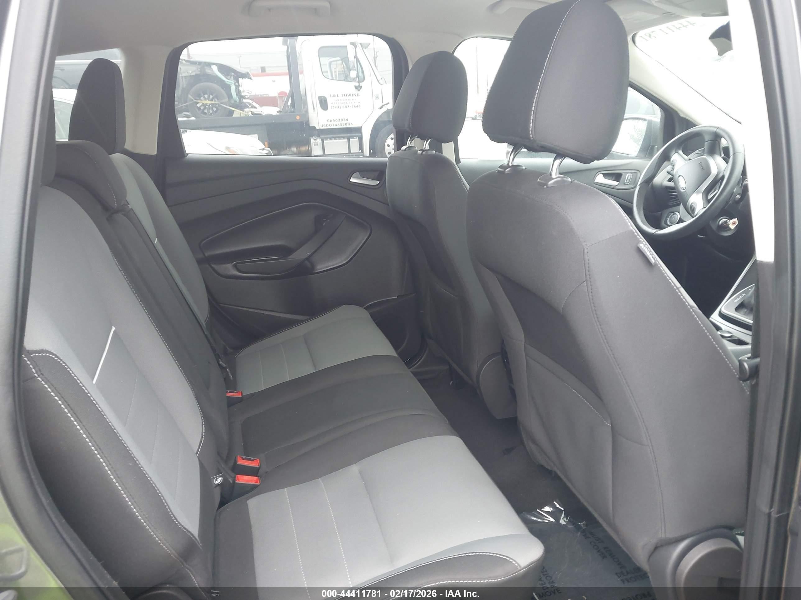 FORD ESCAPE image 8