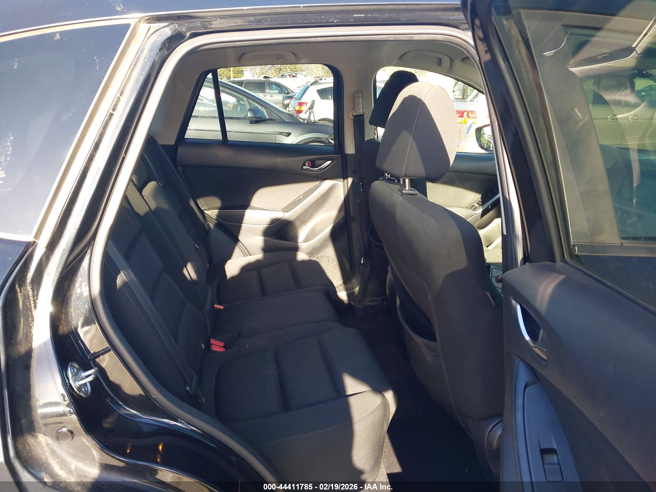 MAZDA CX-5 image 8