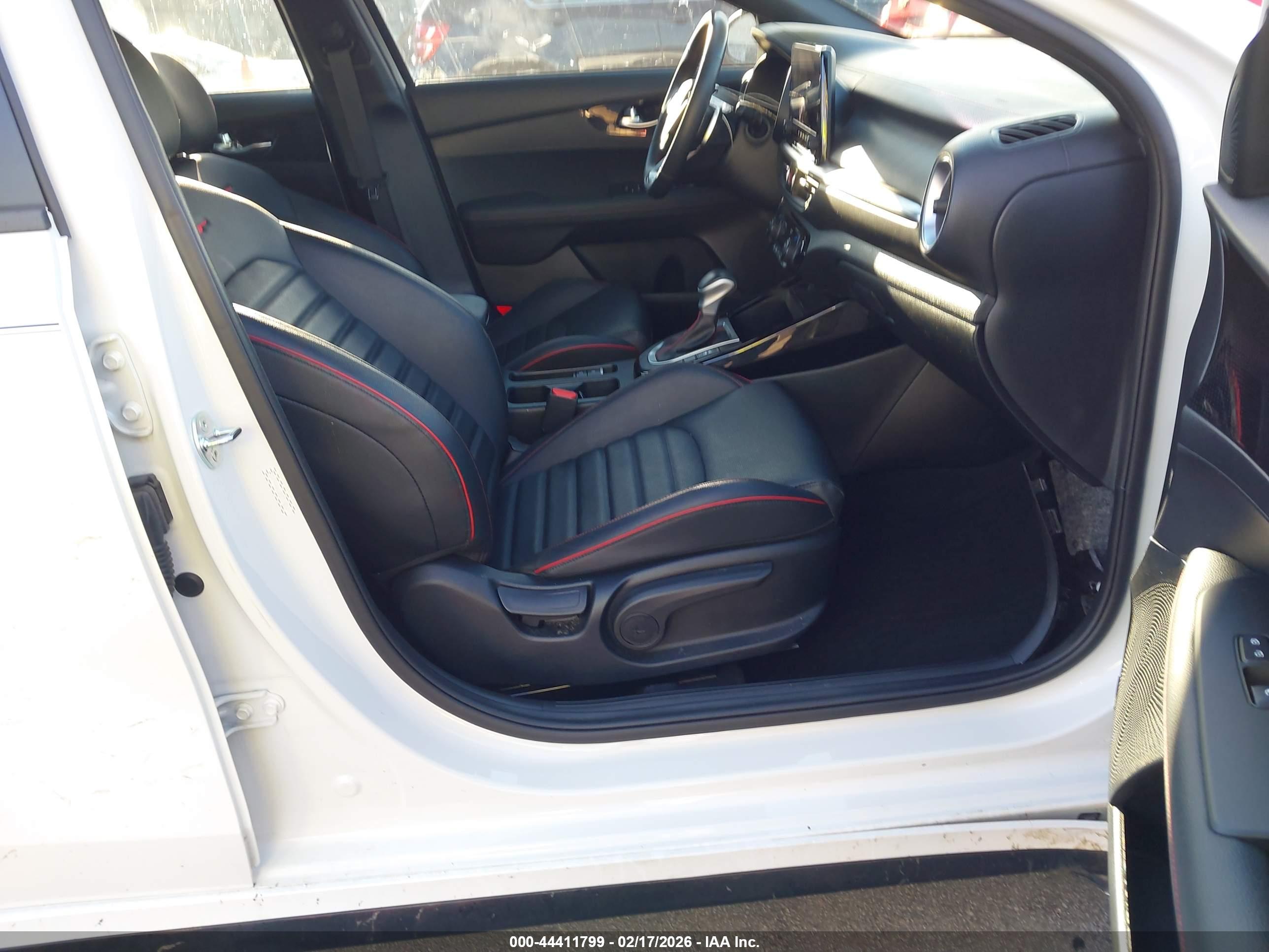 KIA FORTE image 5