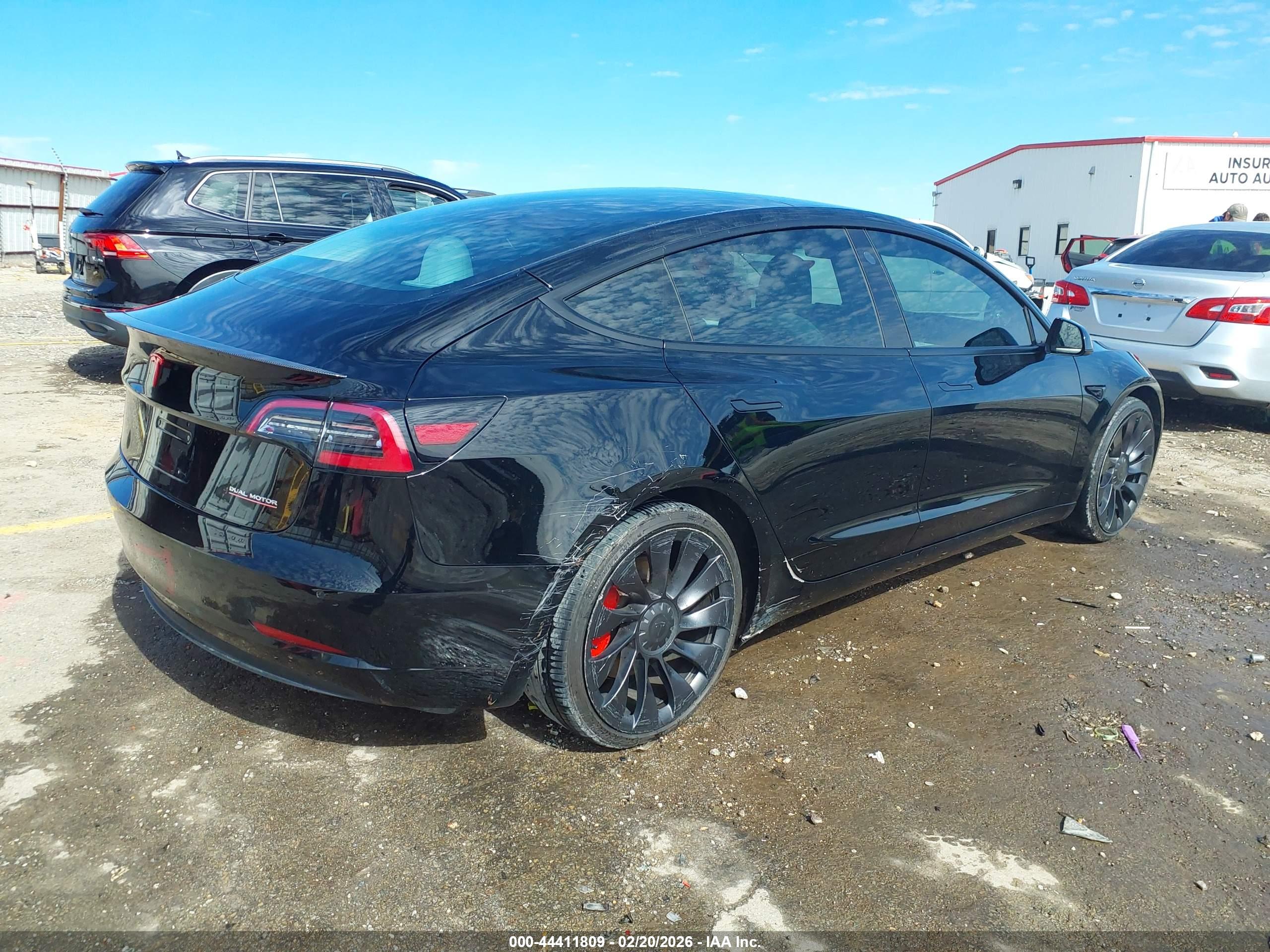 TESLA MODEL image 4
