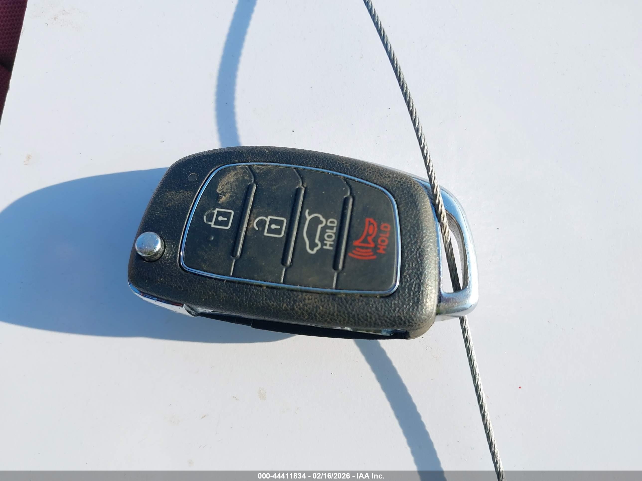 HYUNDAI SONATA image 11