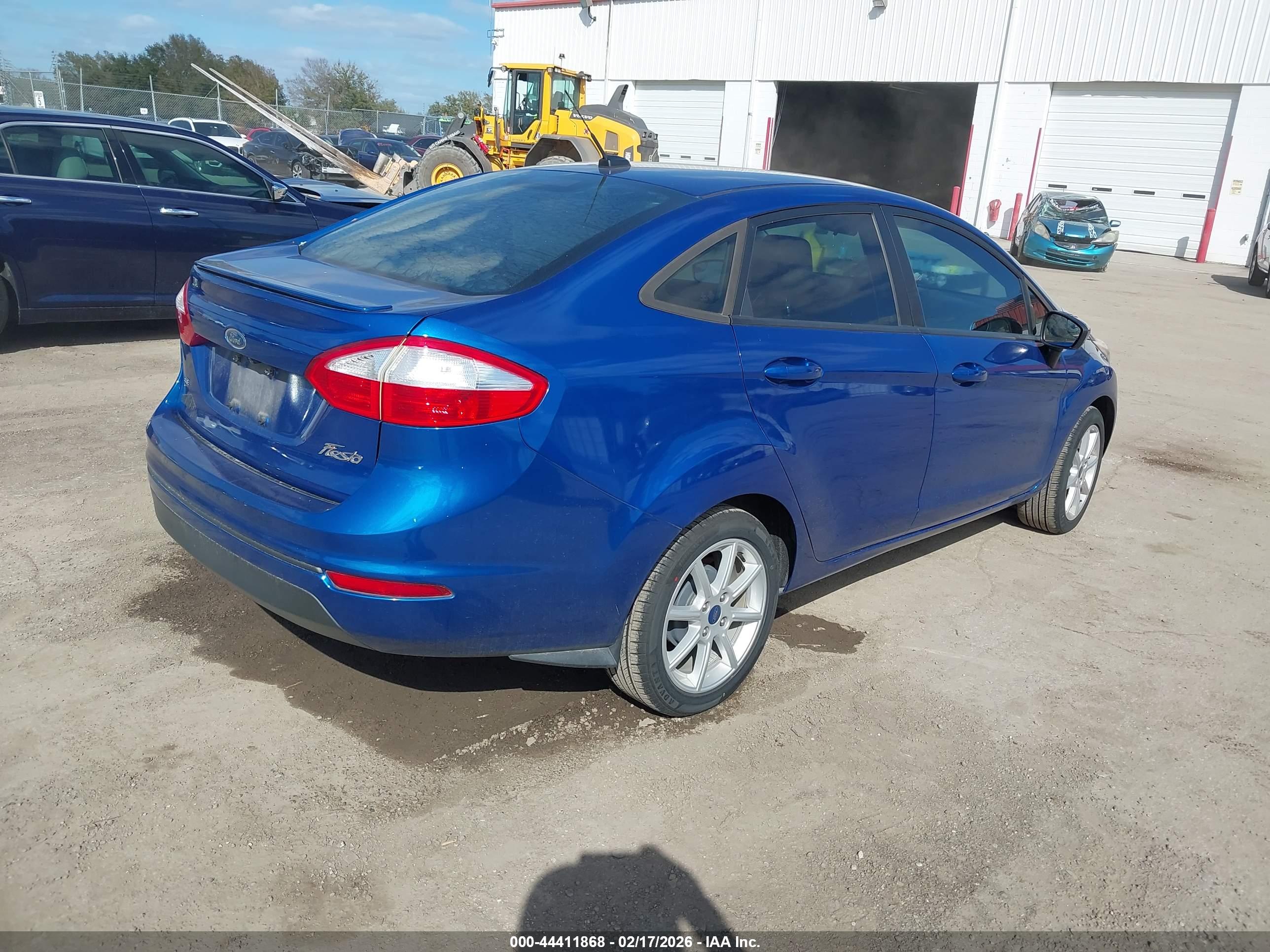 FORD FIESTA image 4