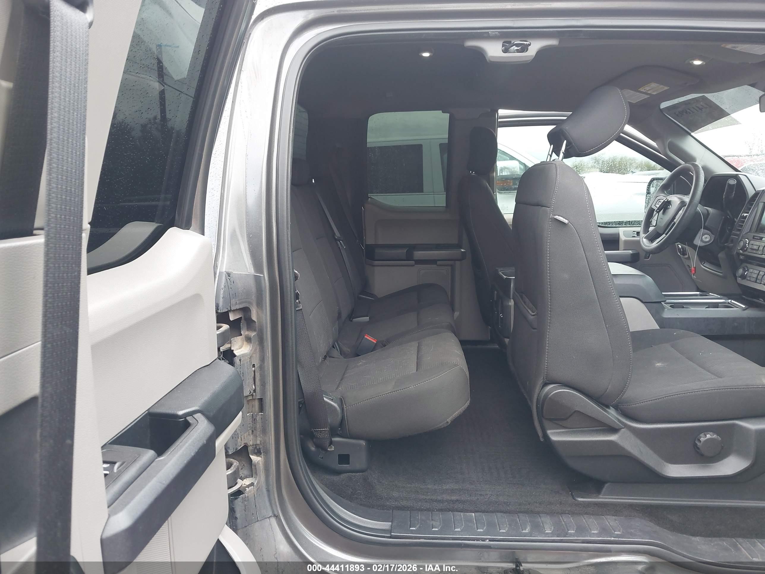 FORD F-150 image 8
