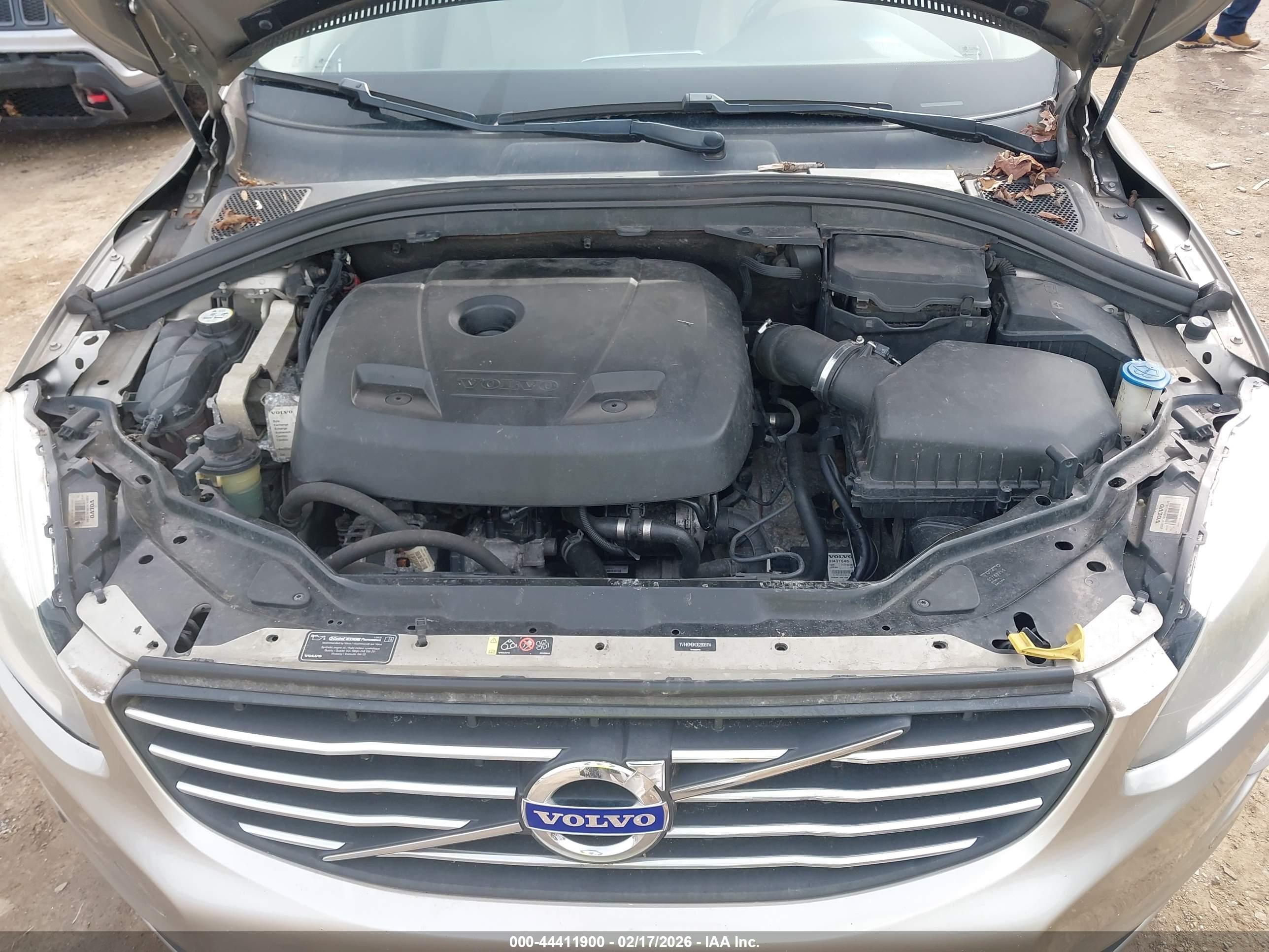 VOLVO XC60 image 10