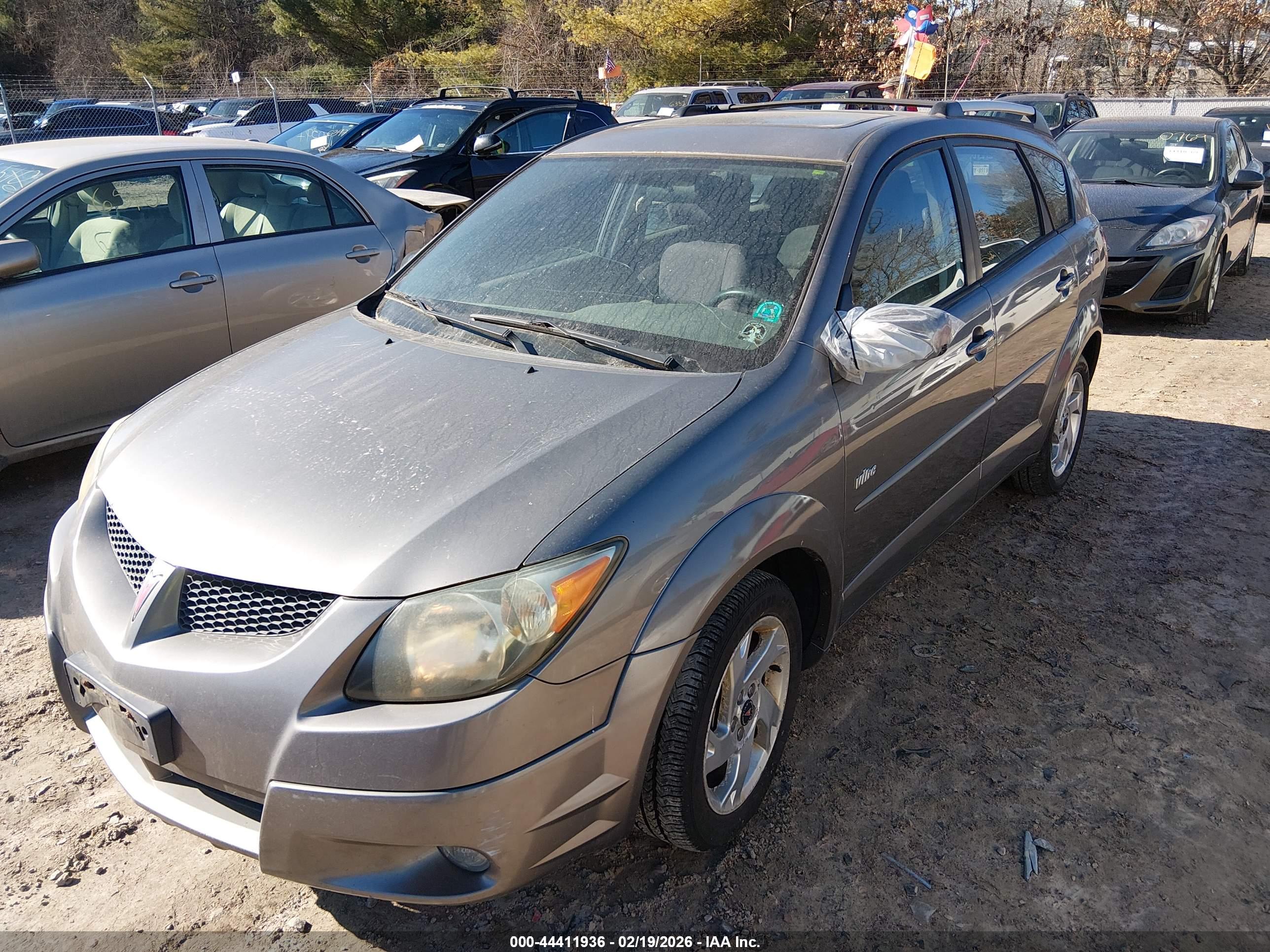 PONTIAC VIBE image 2