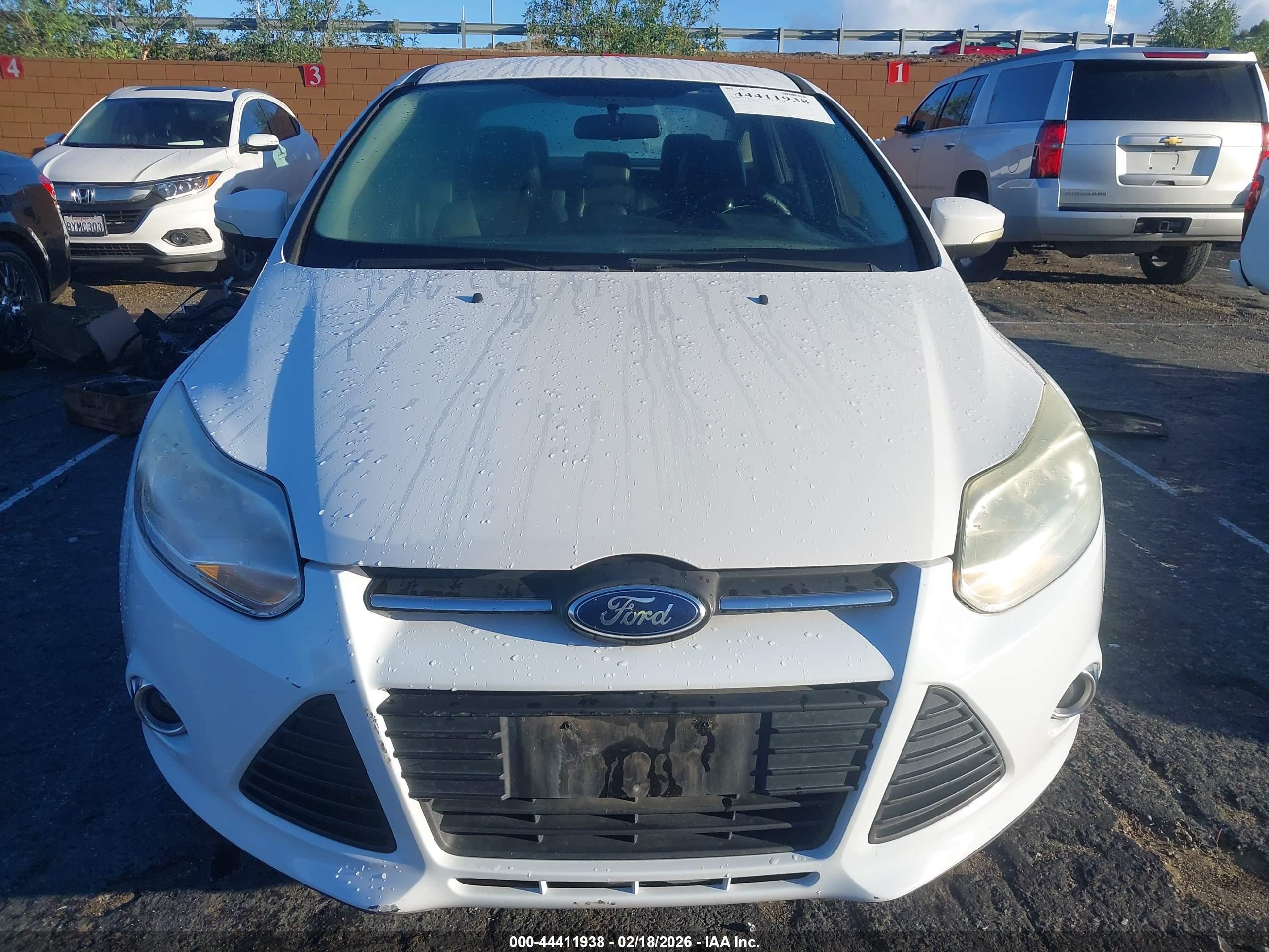 FORD FOCUS image 6