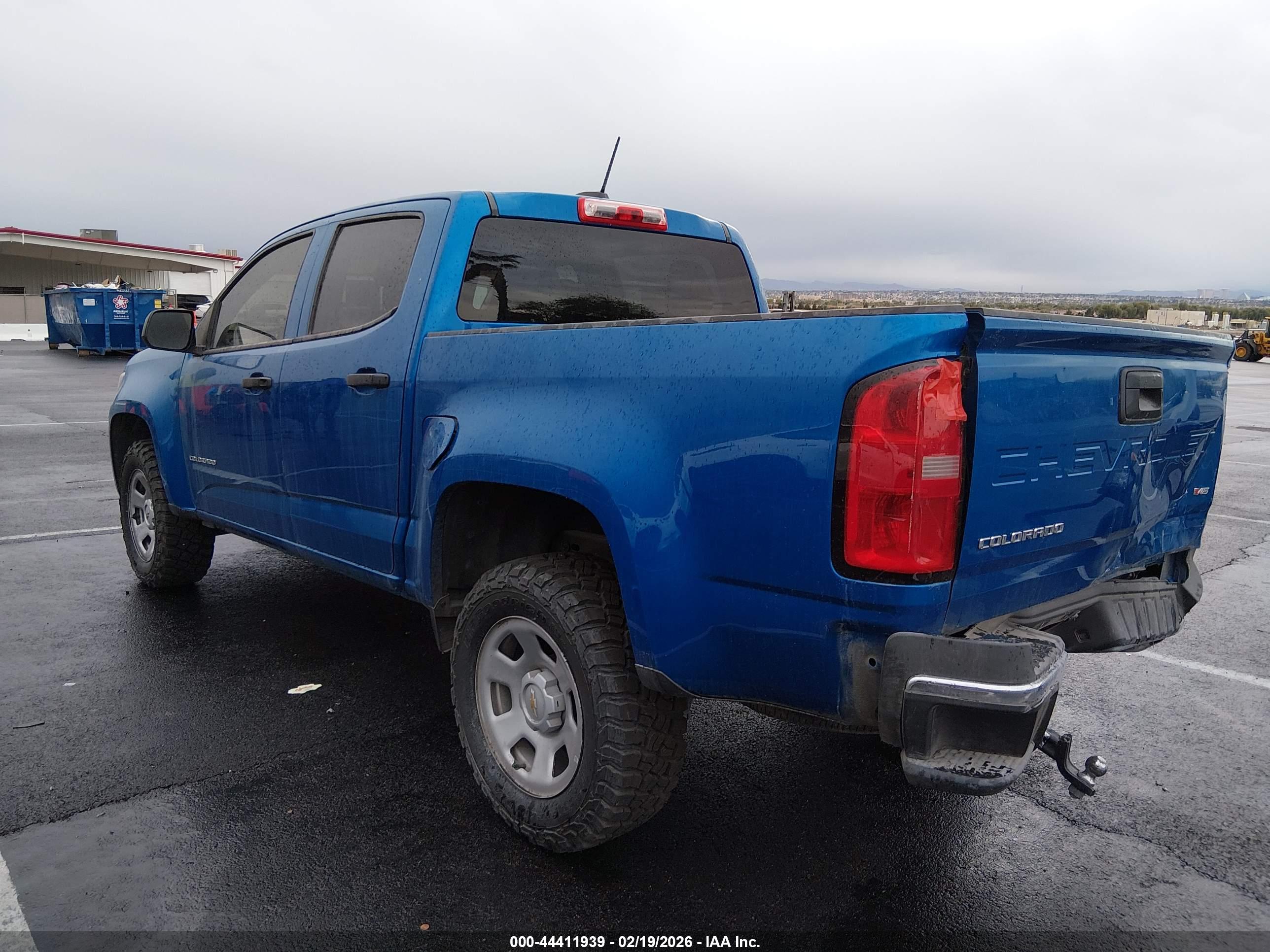 CHEVROLET COLORADO image 3