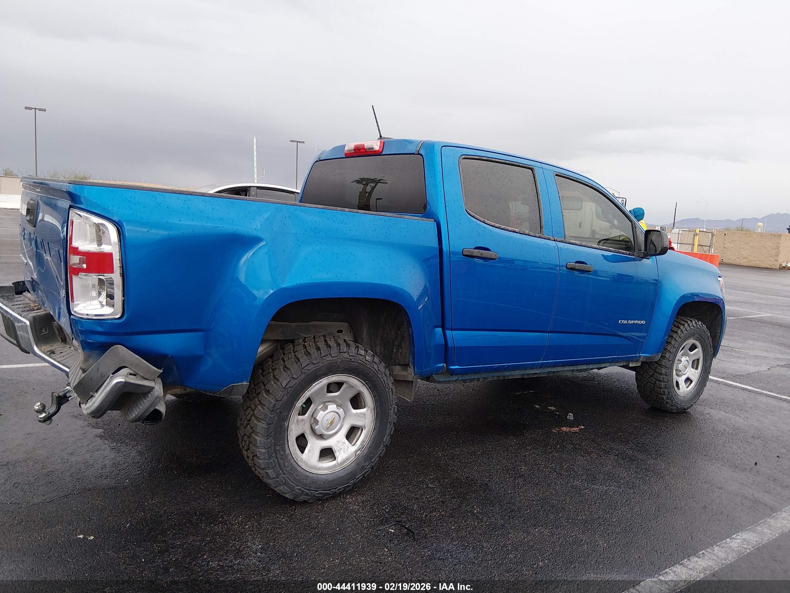 CHEVROLET COLORADO image 4