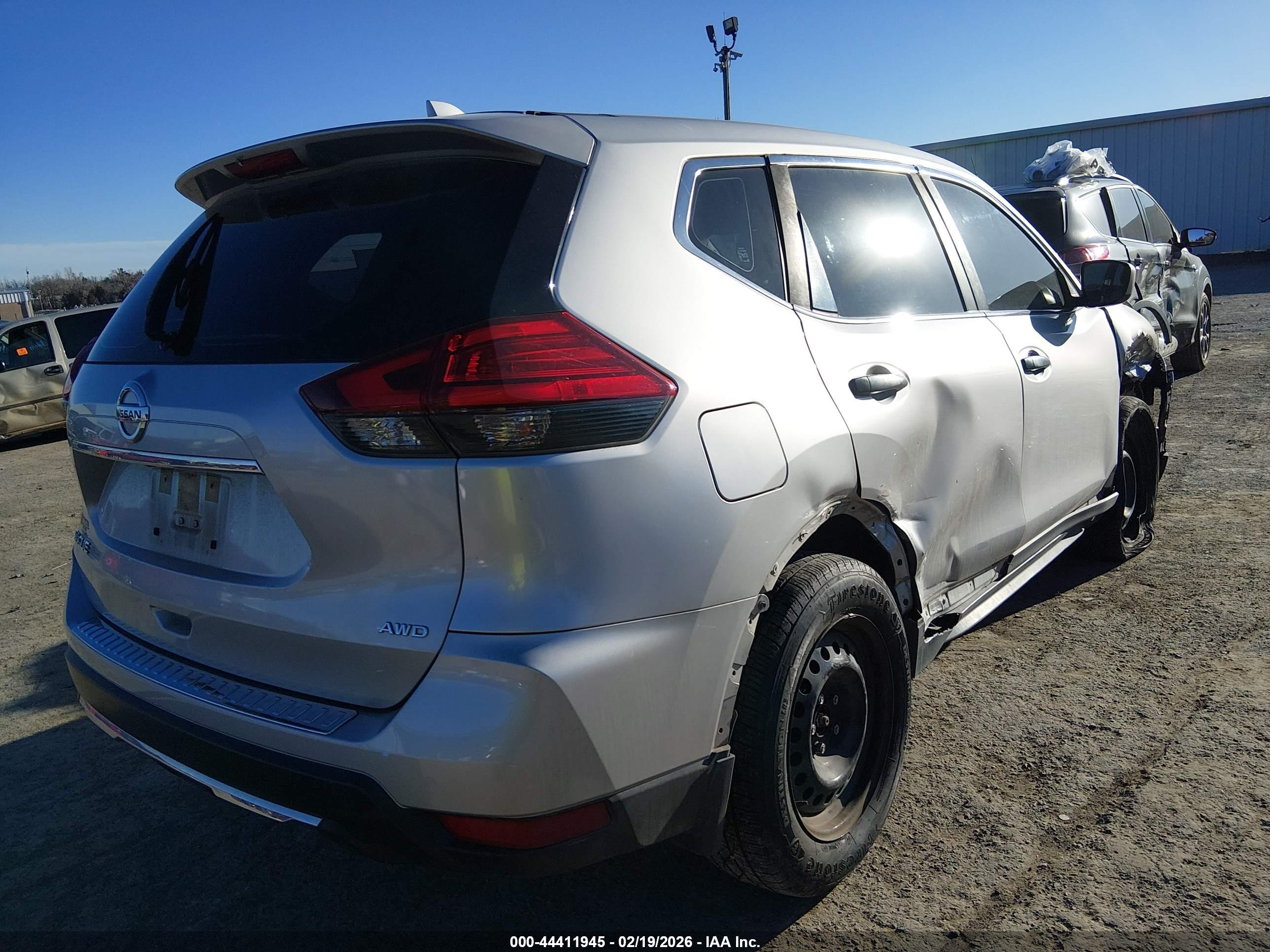 NISSAN ROGUE image 4
