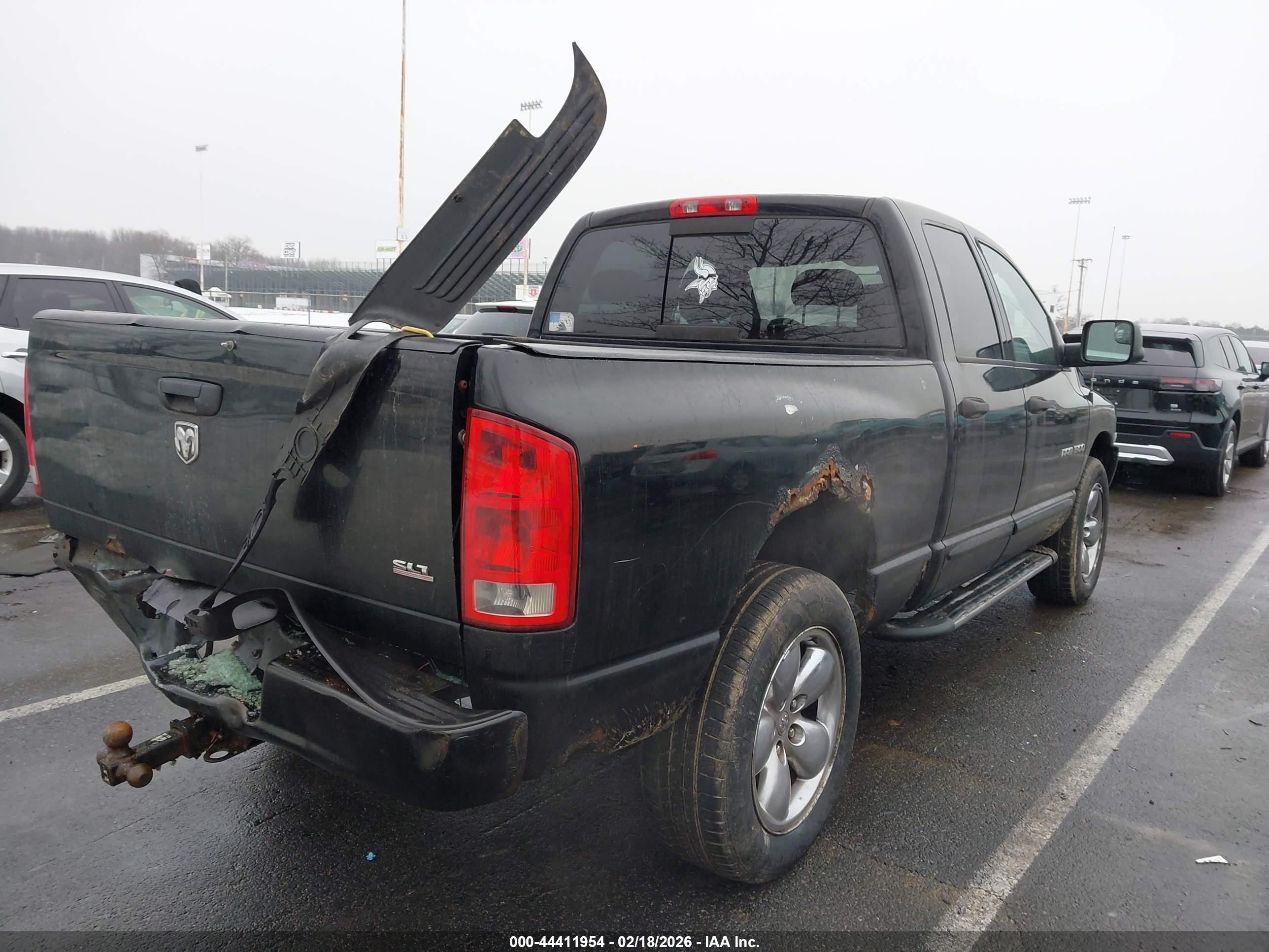 DODGE RAM image 4
