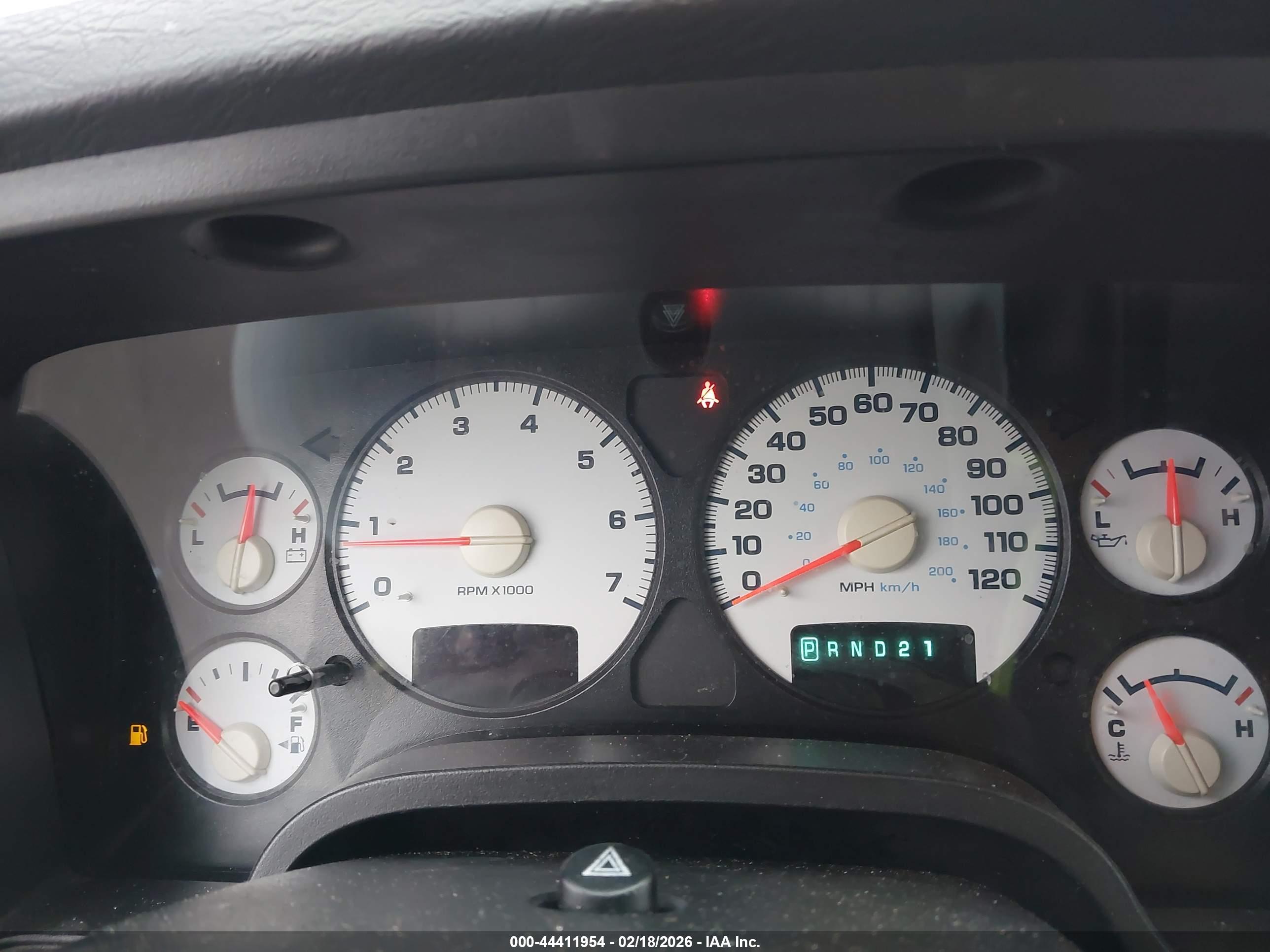 DODGE RAM image 7