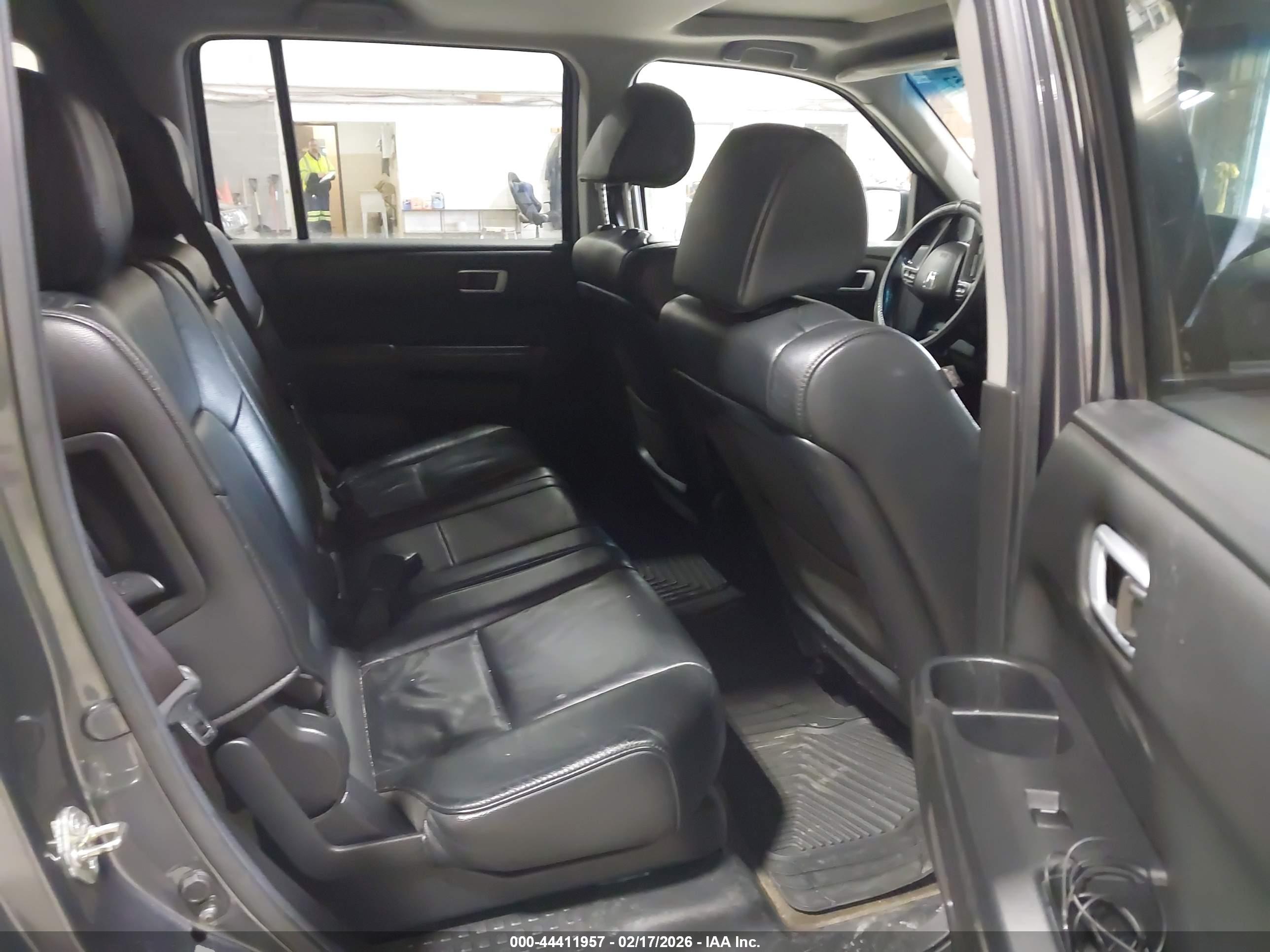 HONDA PILOT image 8