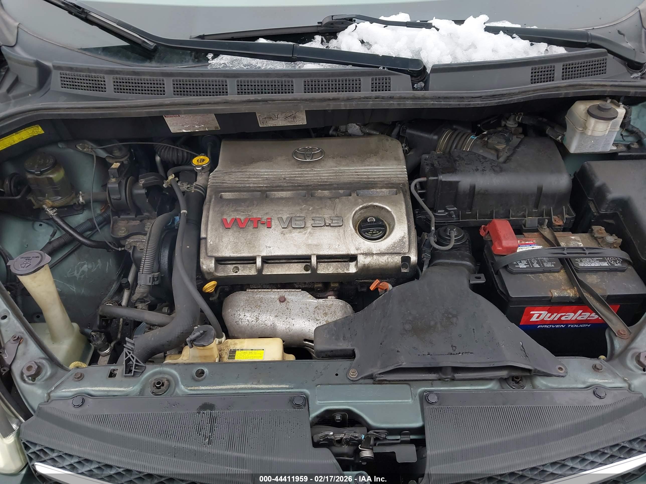 TOYOTA SIENNA image 10
