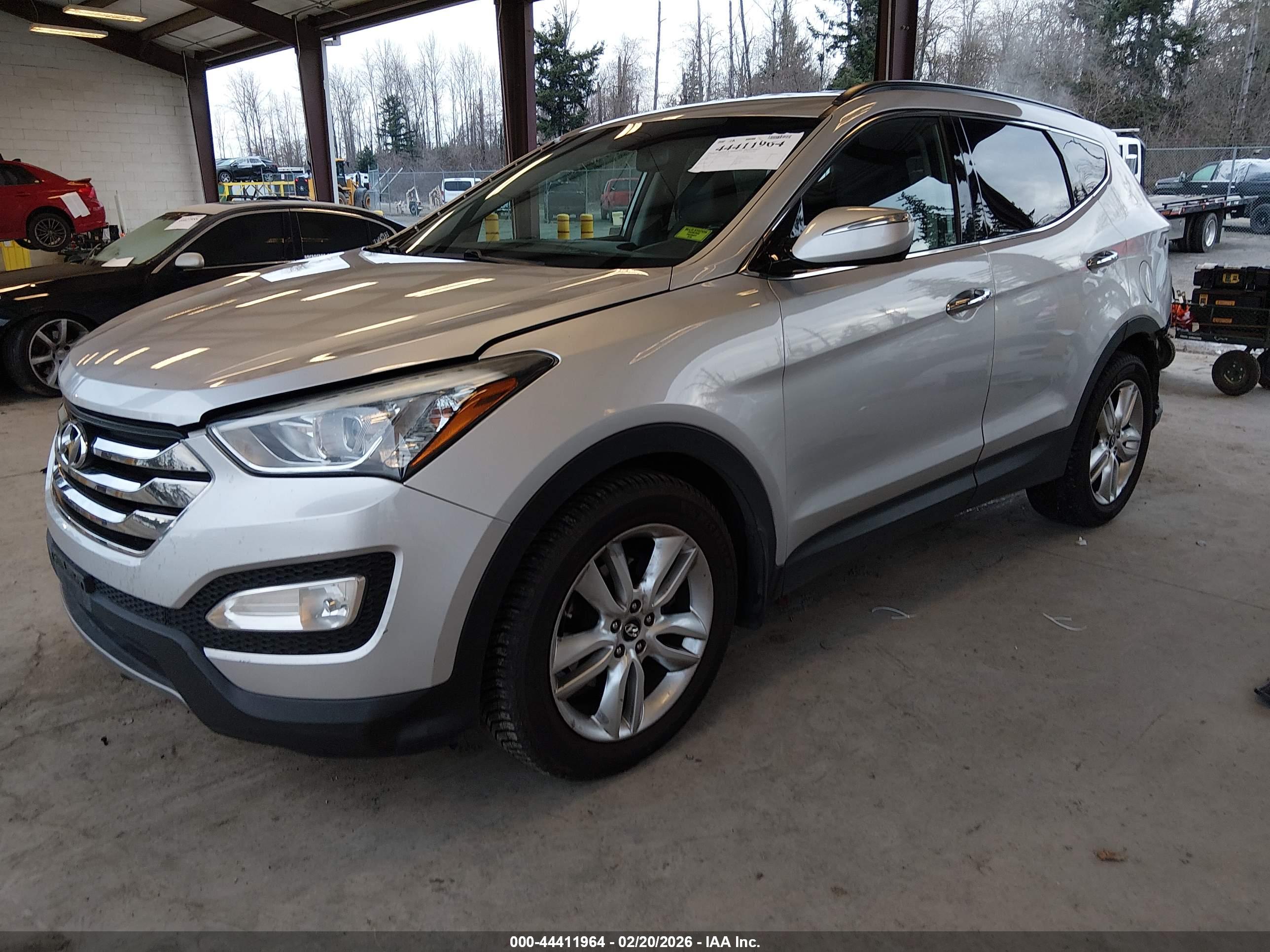 HYUNDAI SANTA image 2