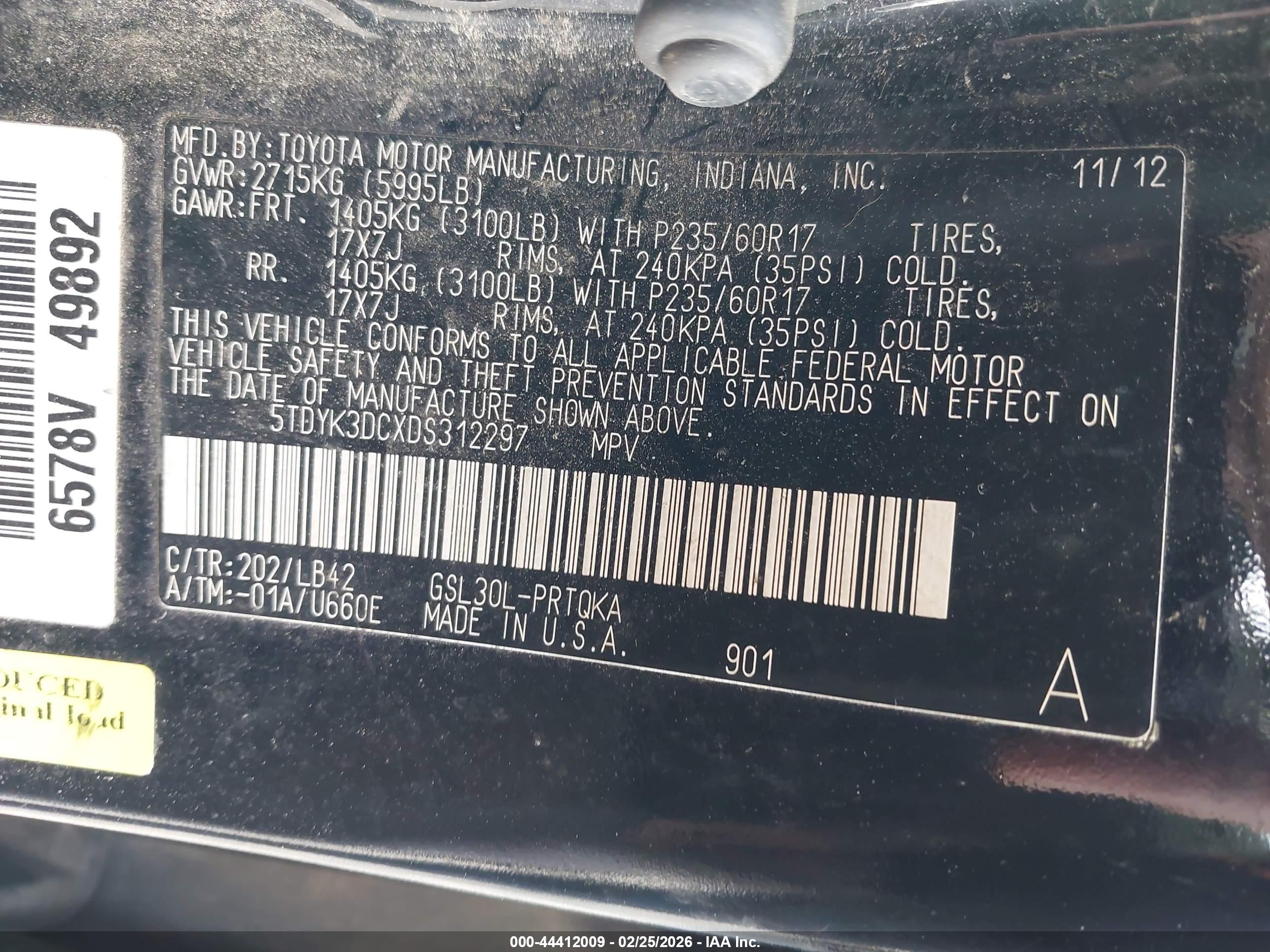 TOYOTA SIENNA image 9