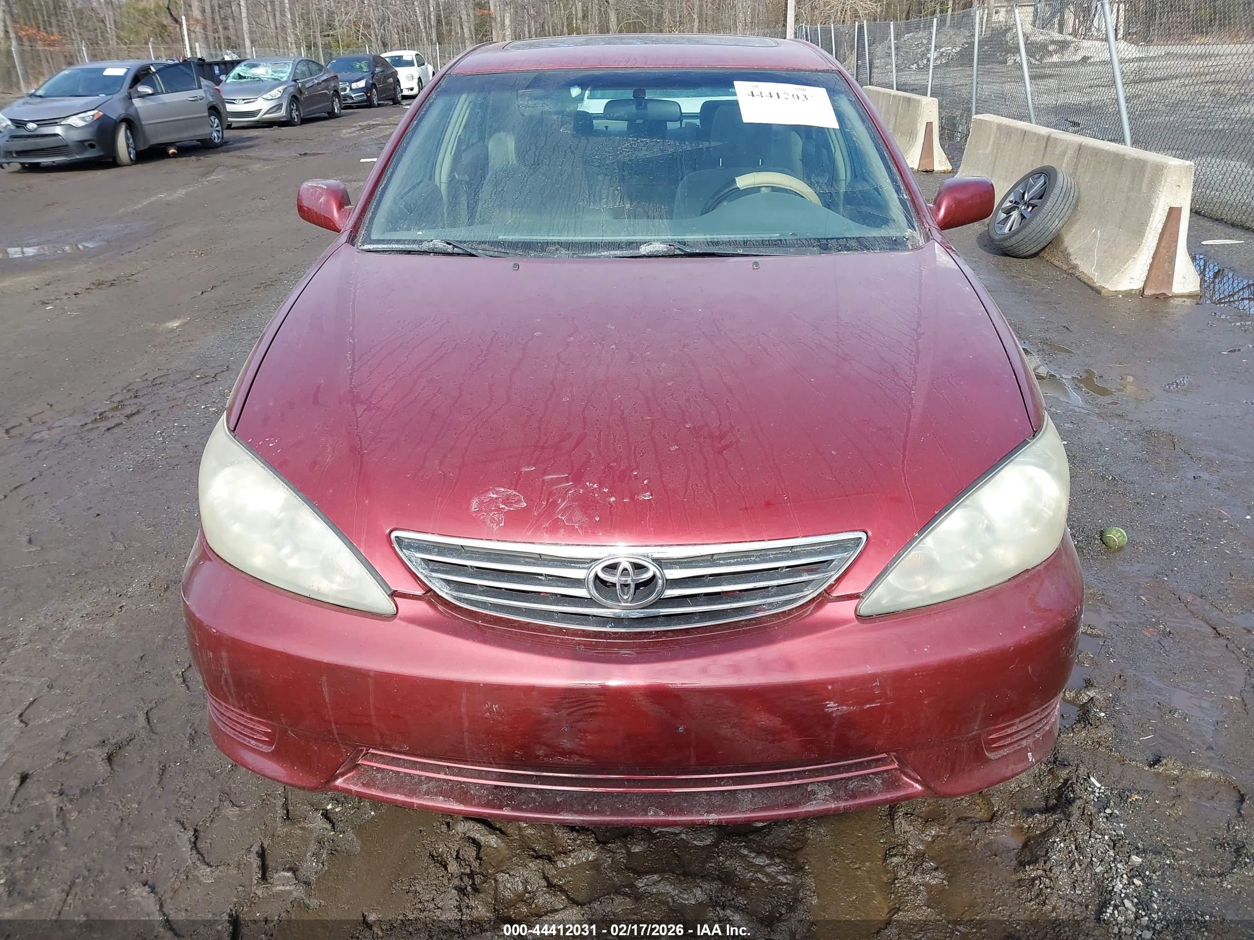 TOYOTA CAMRY image 6