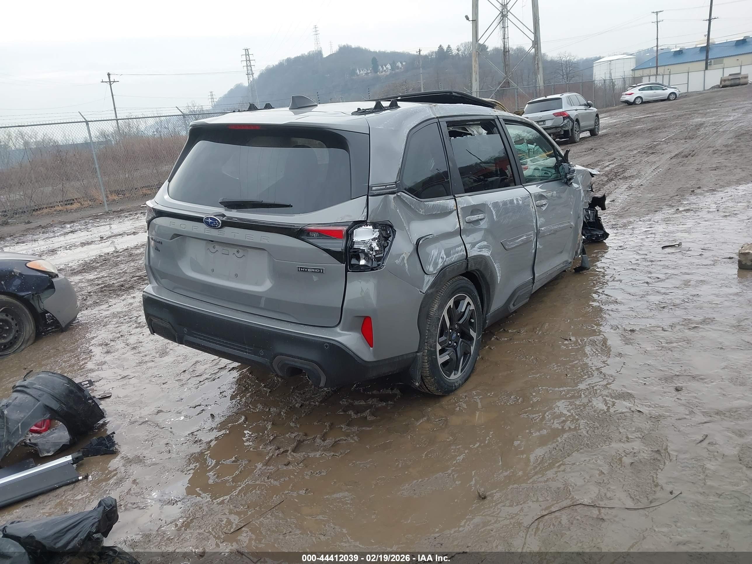 SUBARU FORESTER image 4
