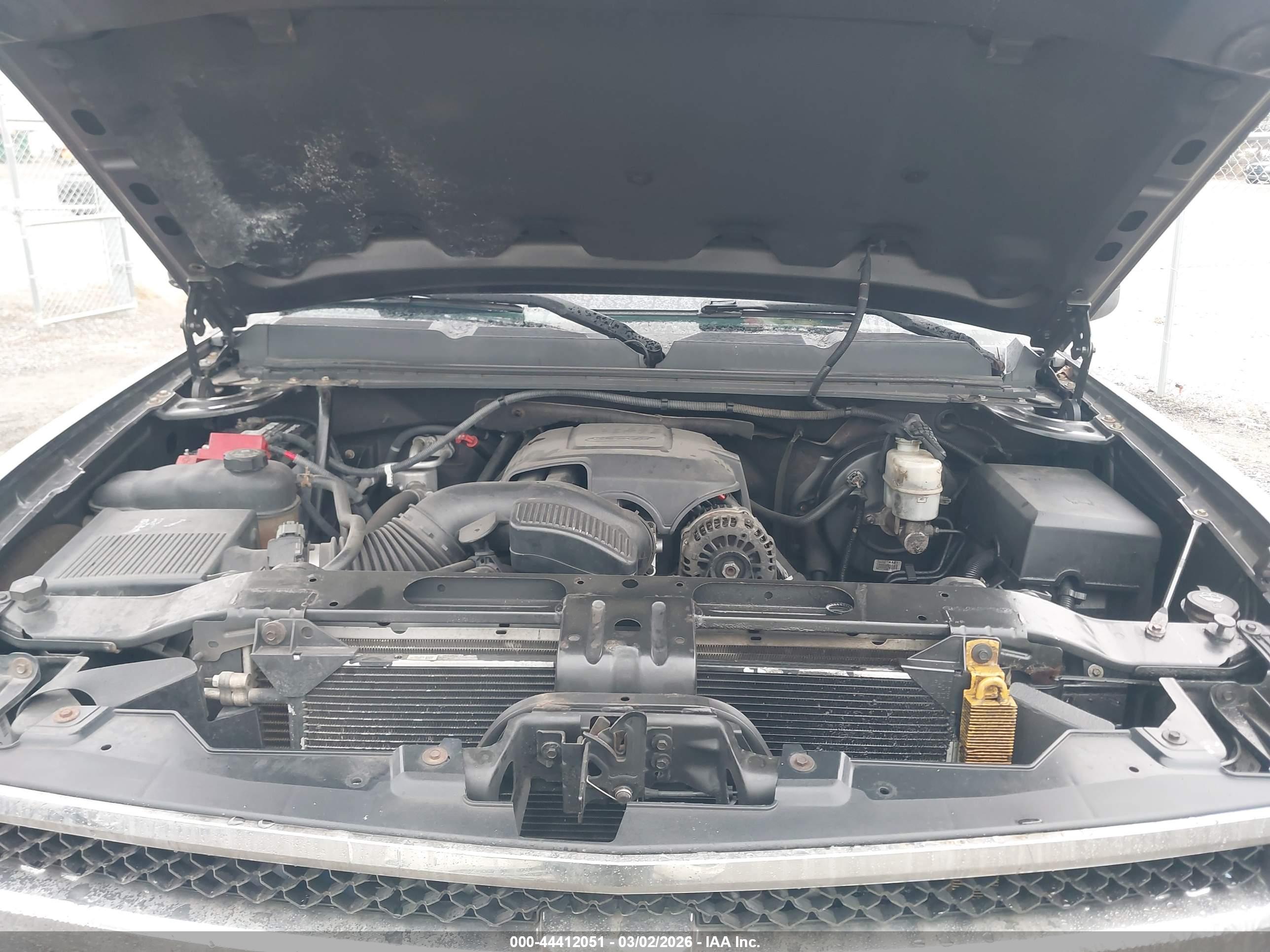 CHEVROLET SILVERADO image 10