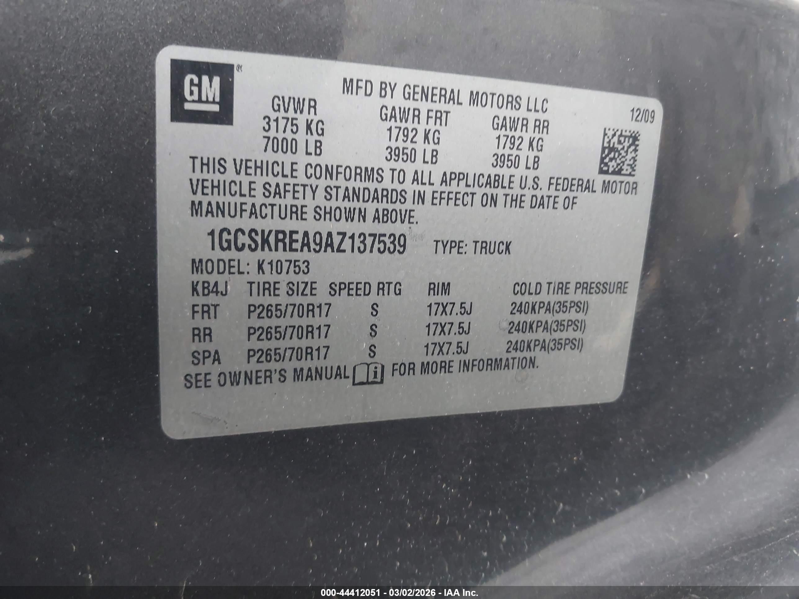 CHEVROLET SILVERADO image 9