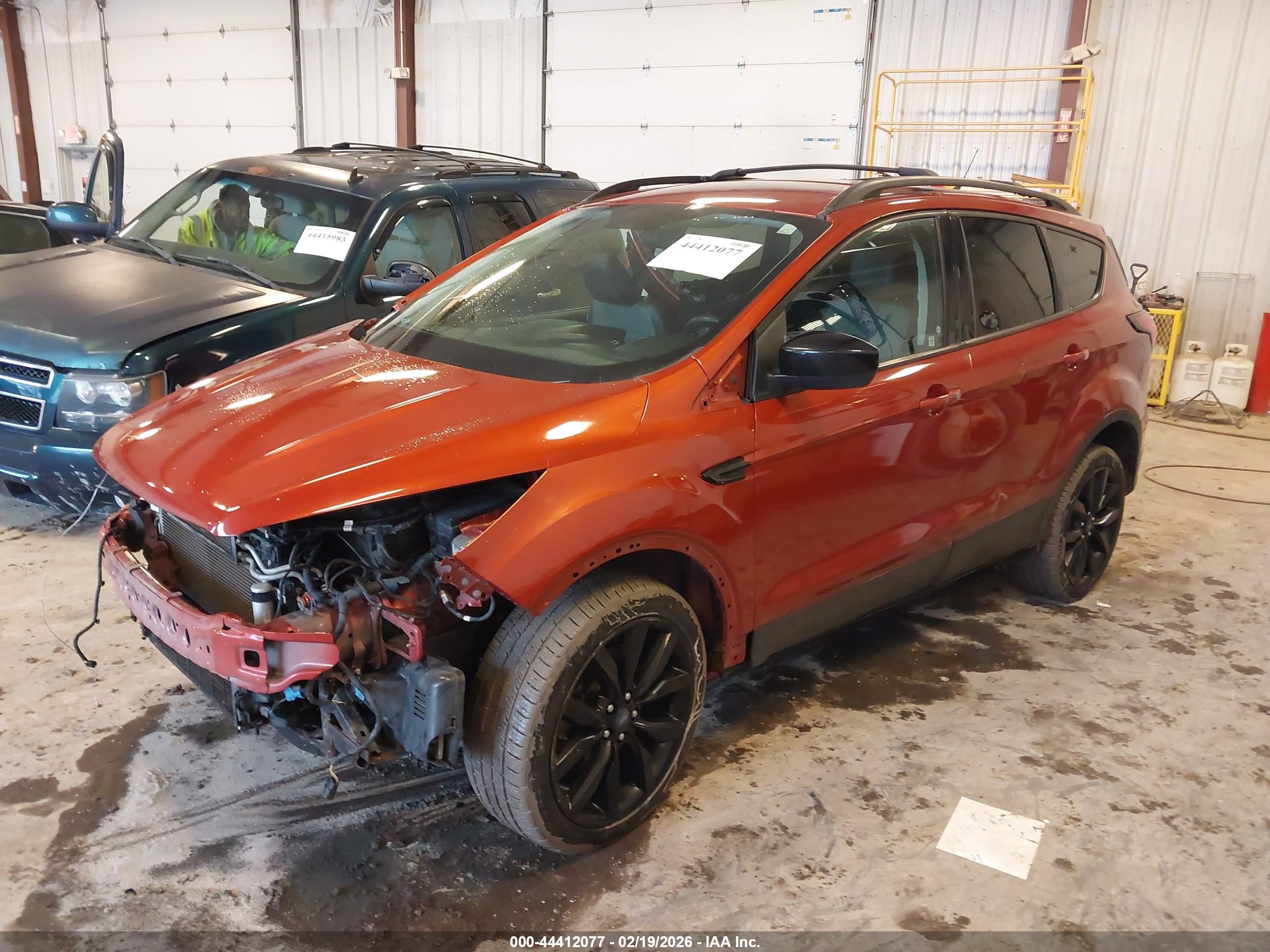 FORD ESCAPE image 2