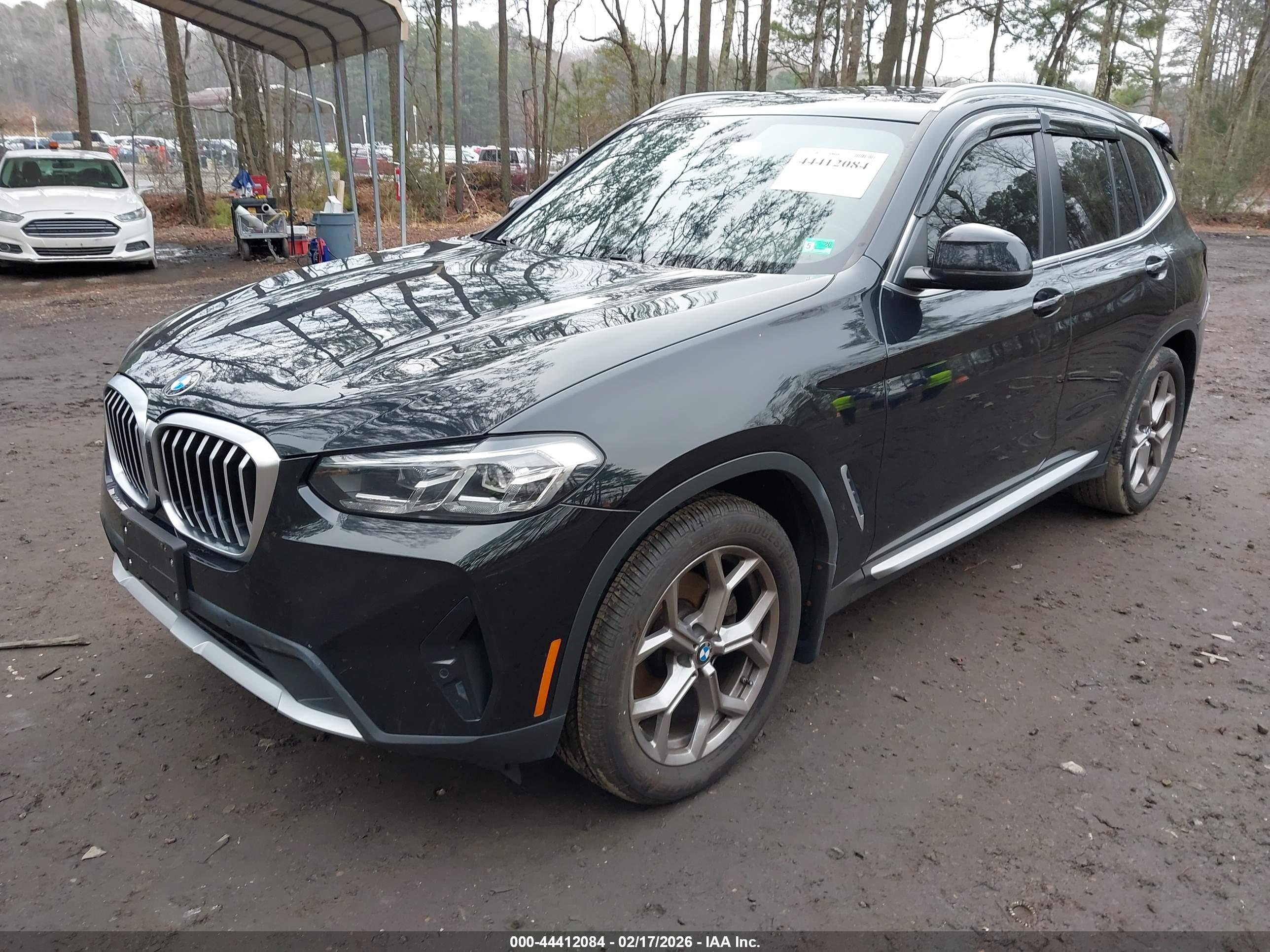 BMW X3 image 2