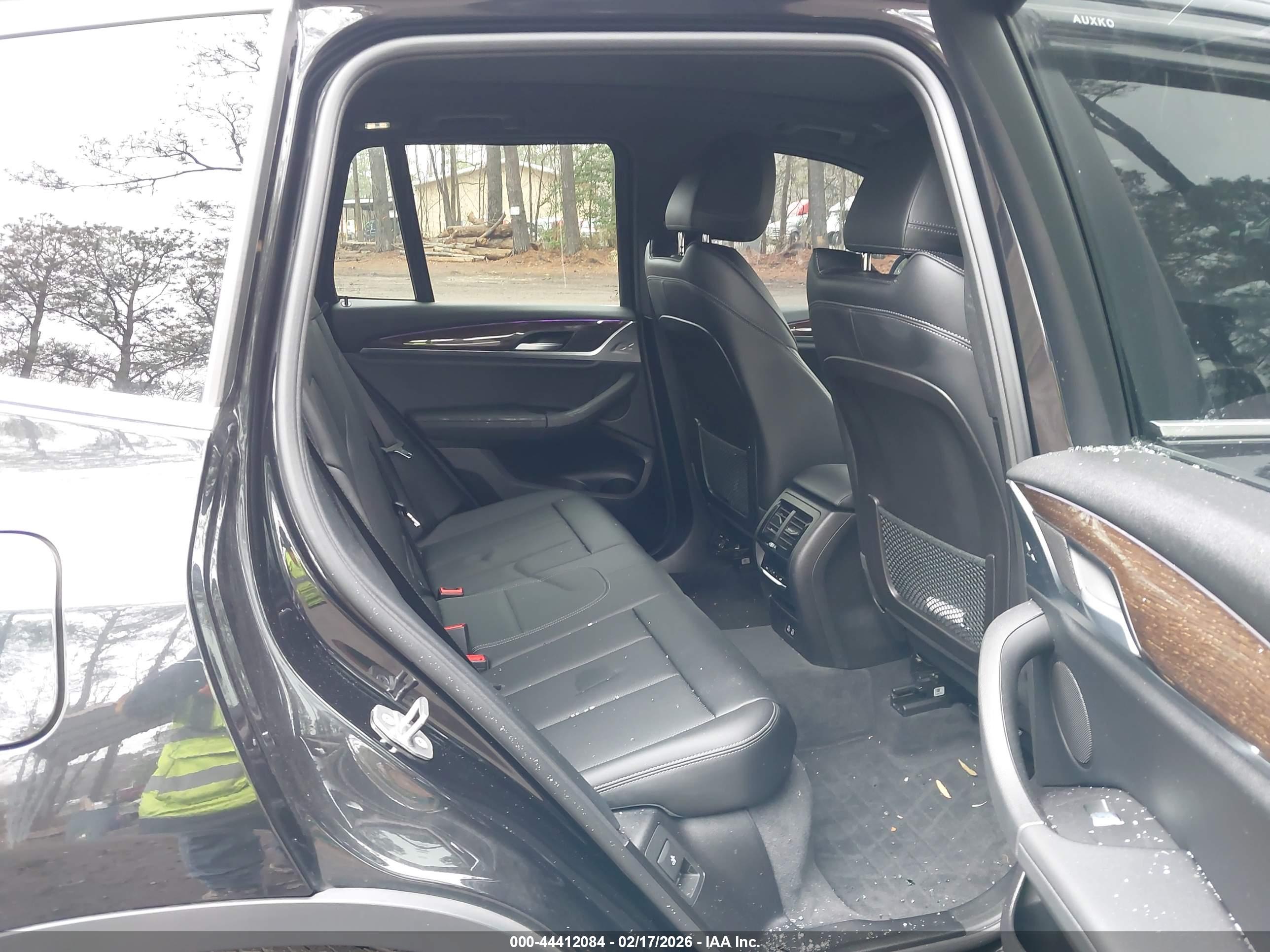 BMW X3 image 8