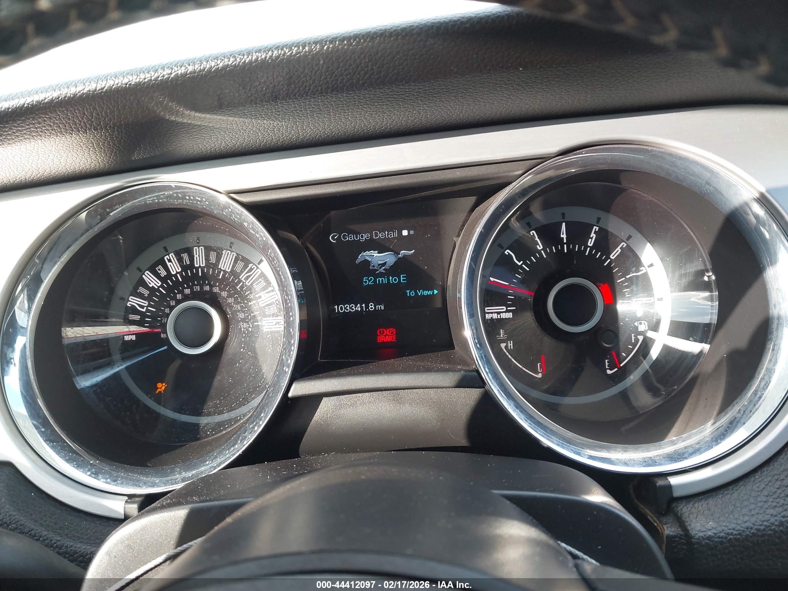 FORD MUSTANG image 7