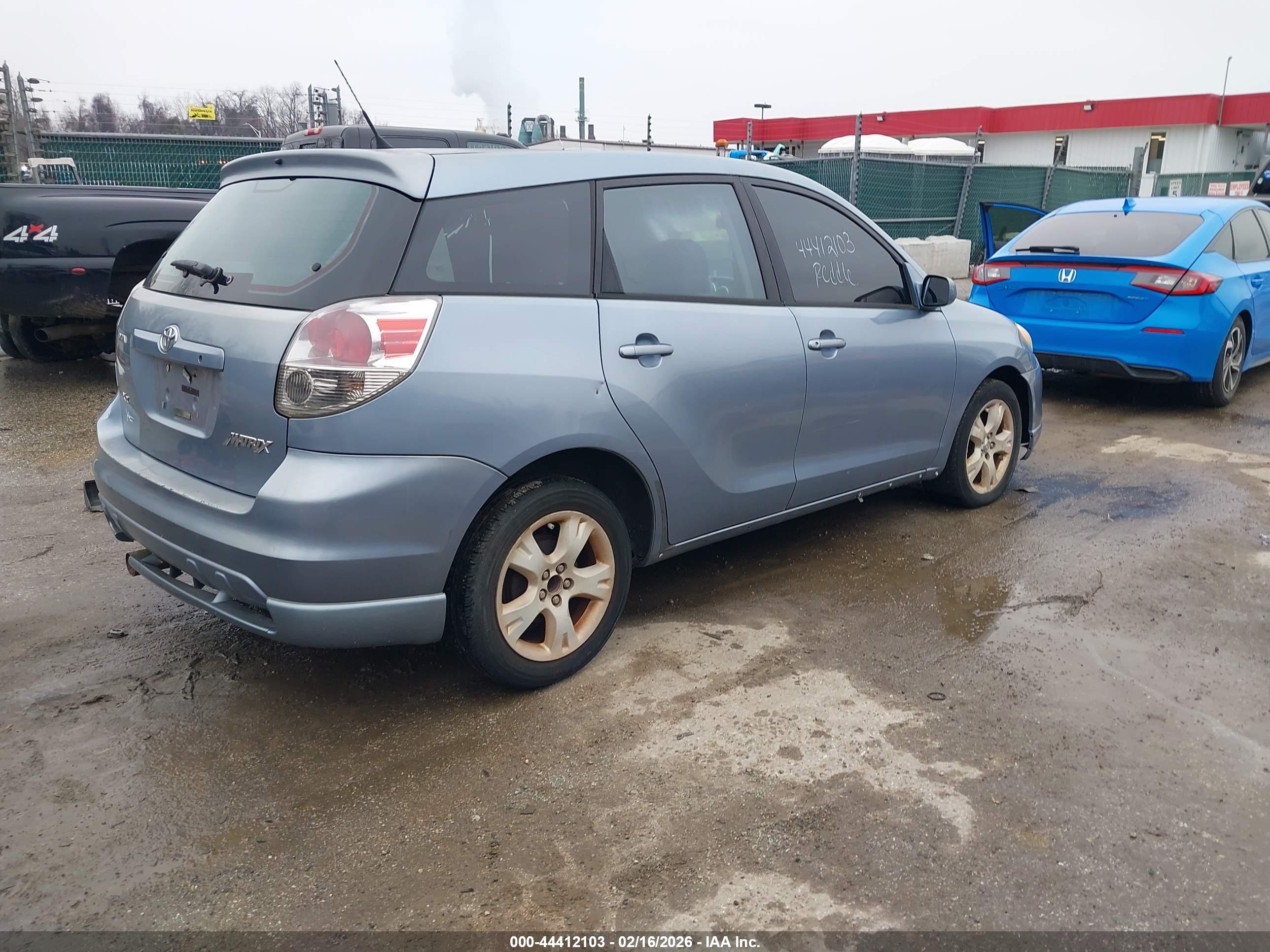 TOYOTA MATRIX image 4