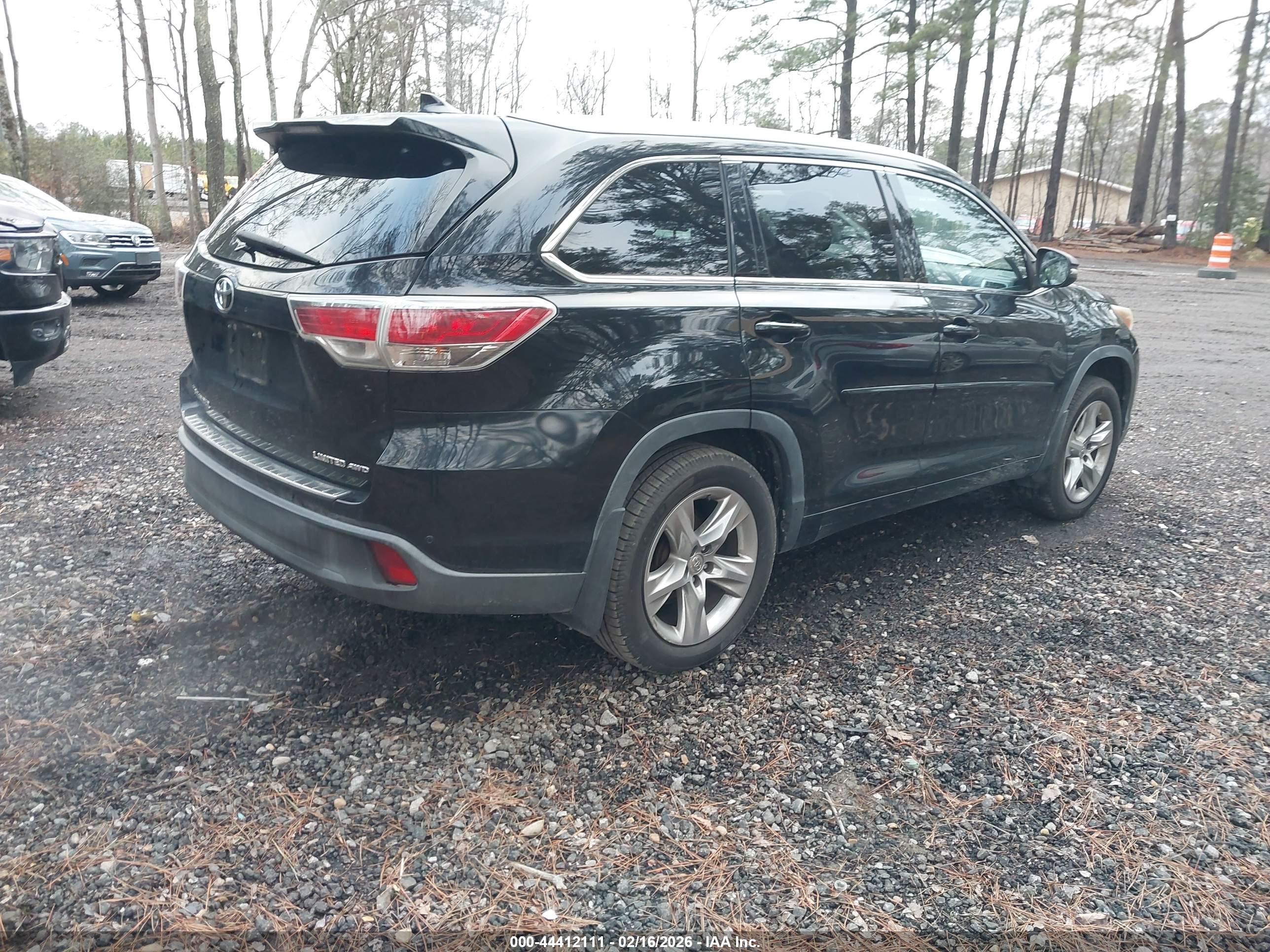 TOYOTA HIGHLANDER image 4