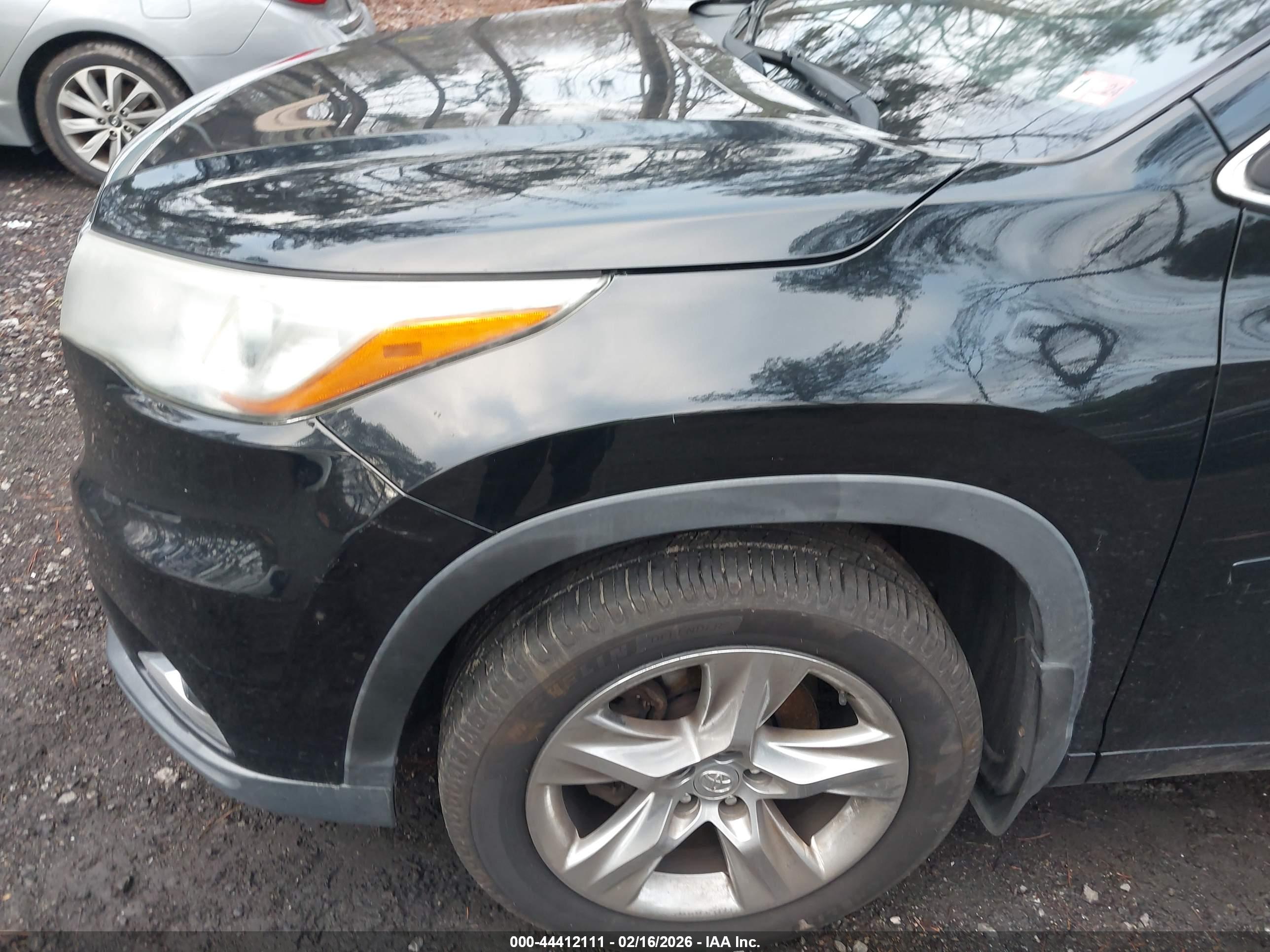 TOYOTA HIGHLANDER image 6