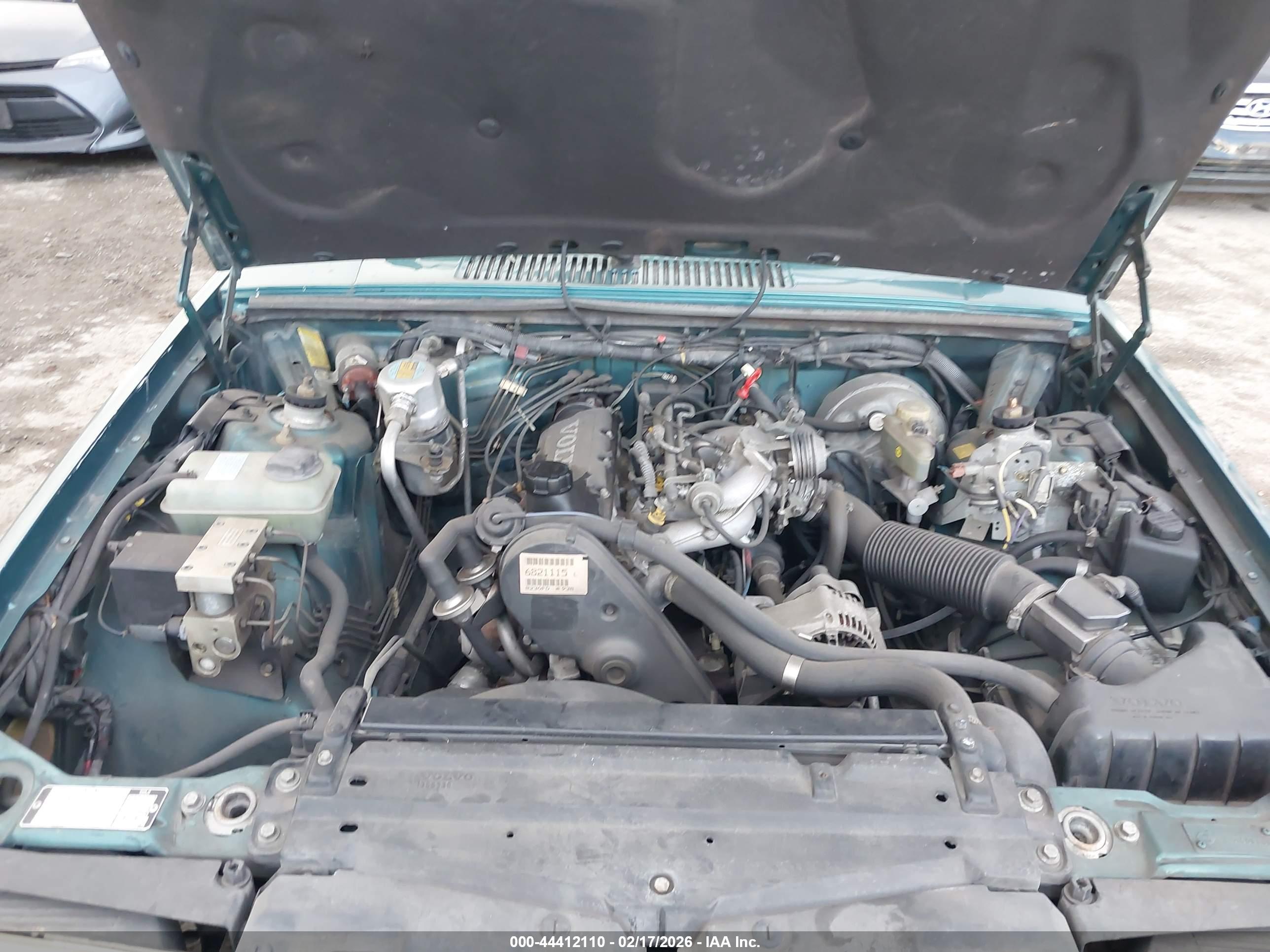 VOLVO 940 image 10