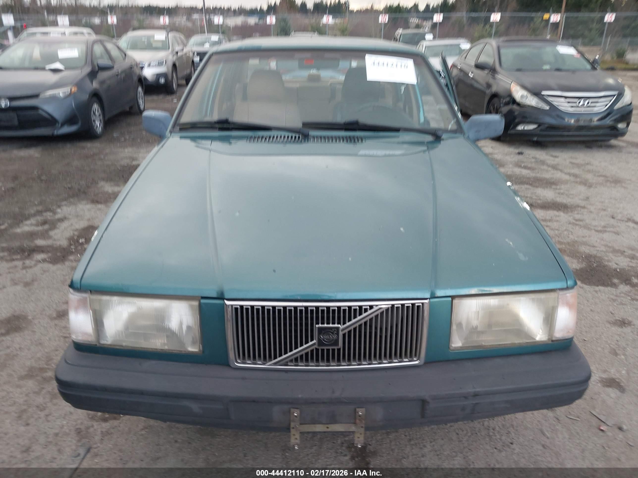 VOLVO 940 image 6