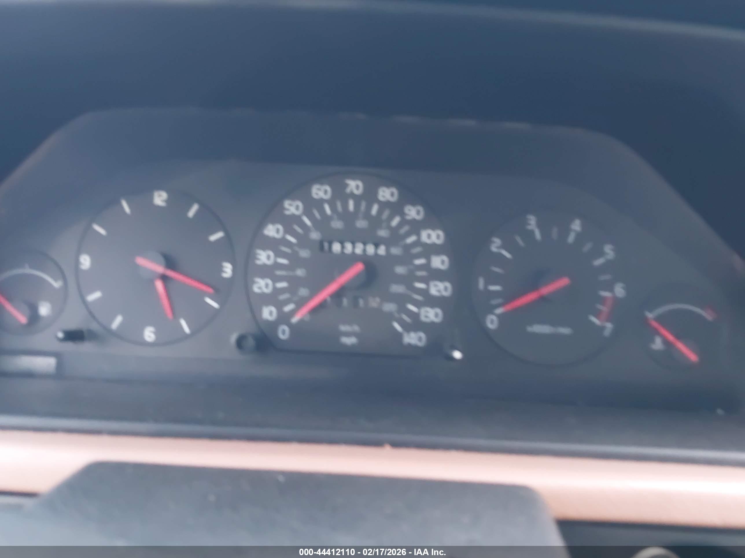 VOLVO 940 image 7
