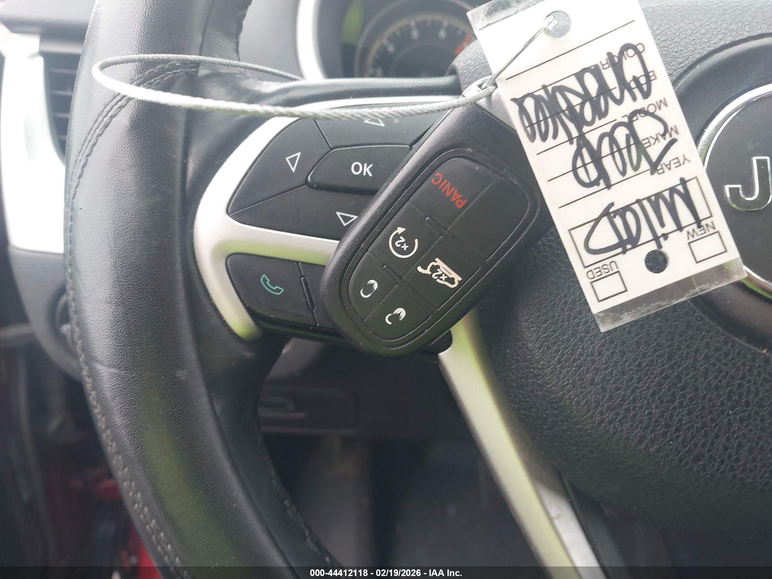 JEEP CHEROKEE image 11
