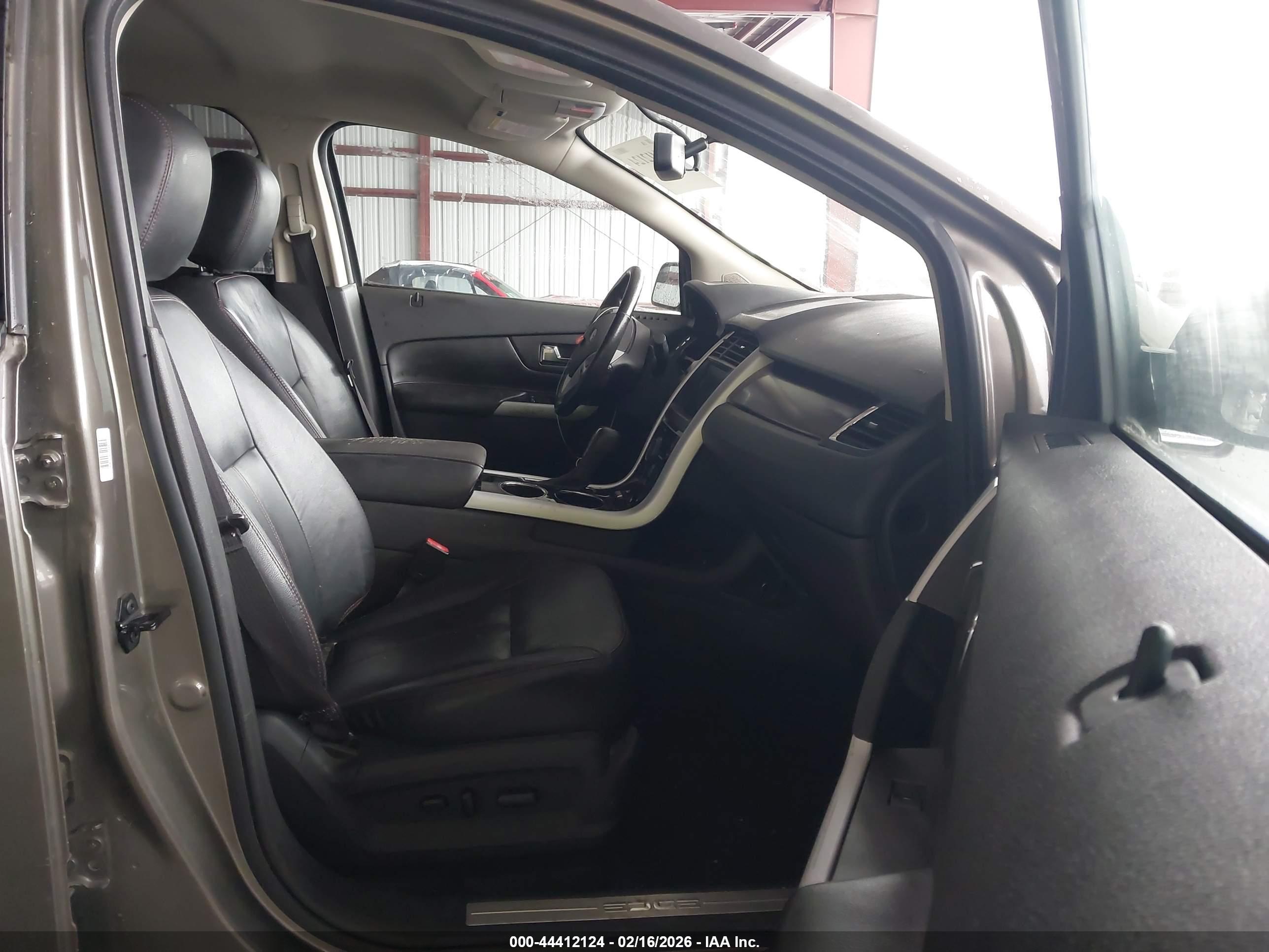 FORD EDGE image 5