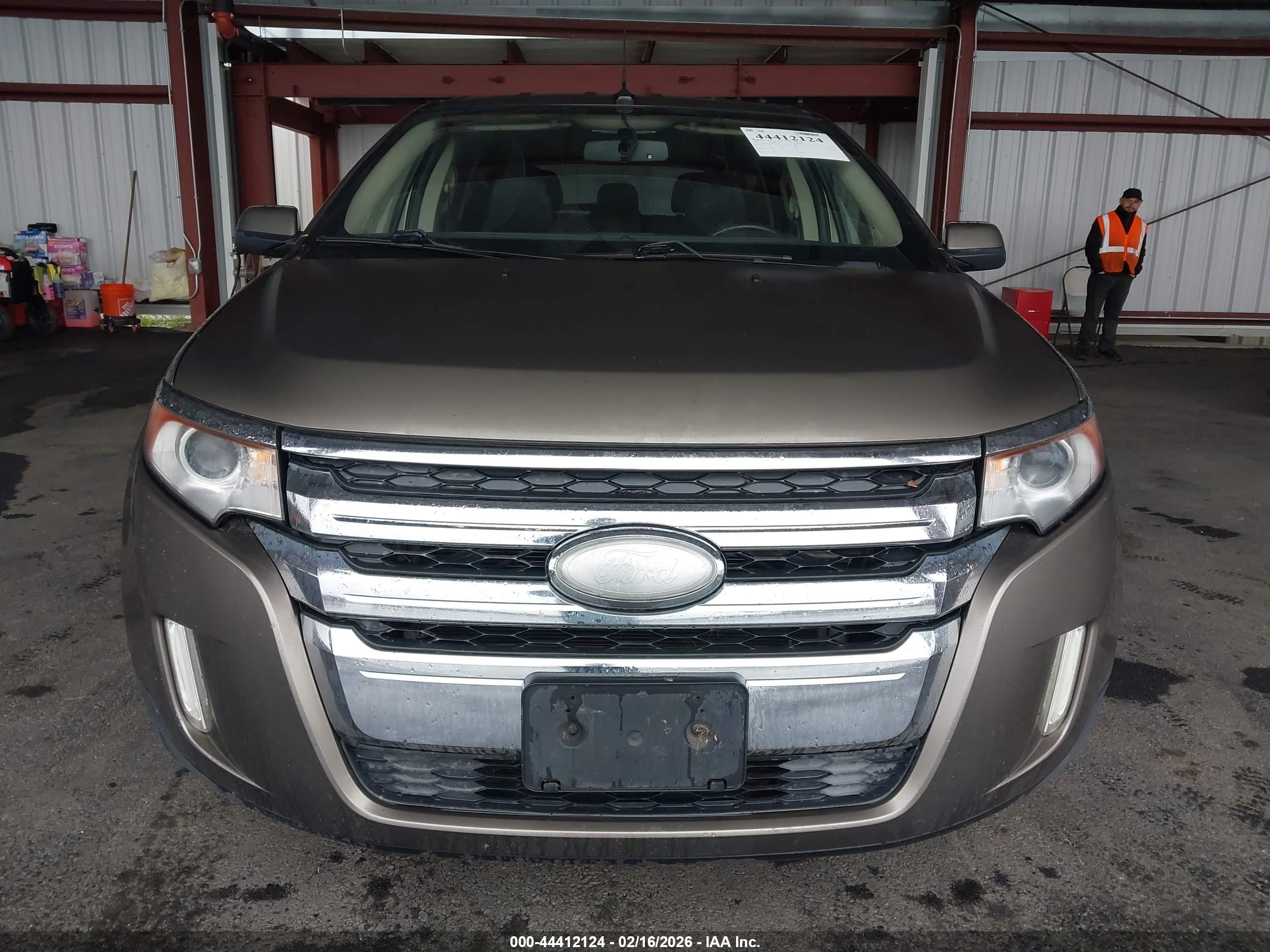 FORD EDGE image 6