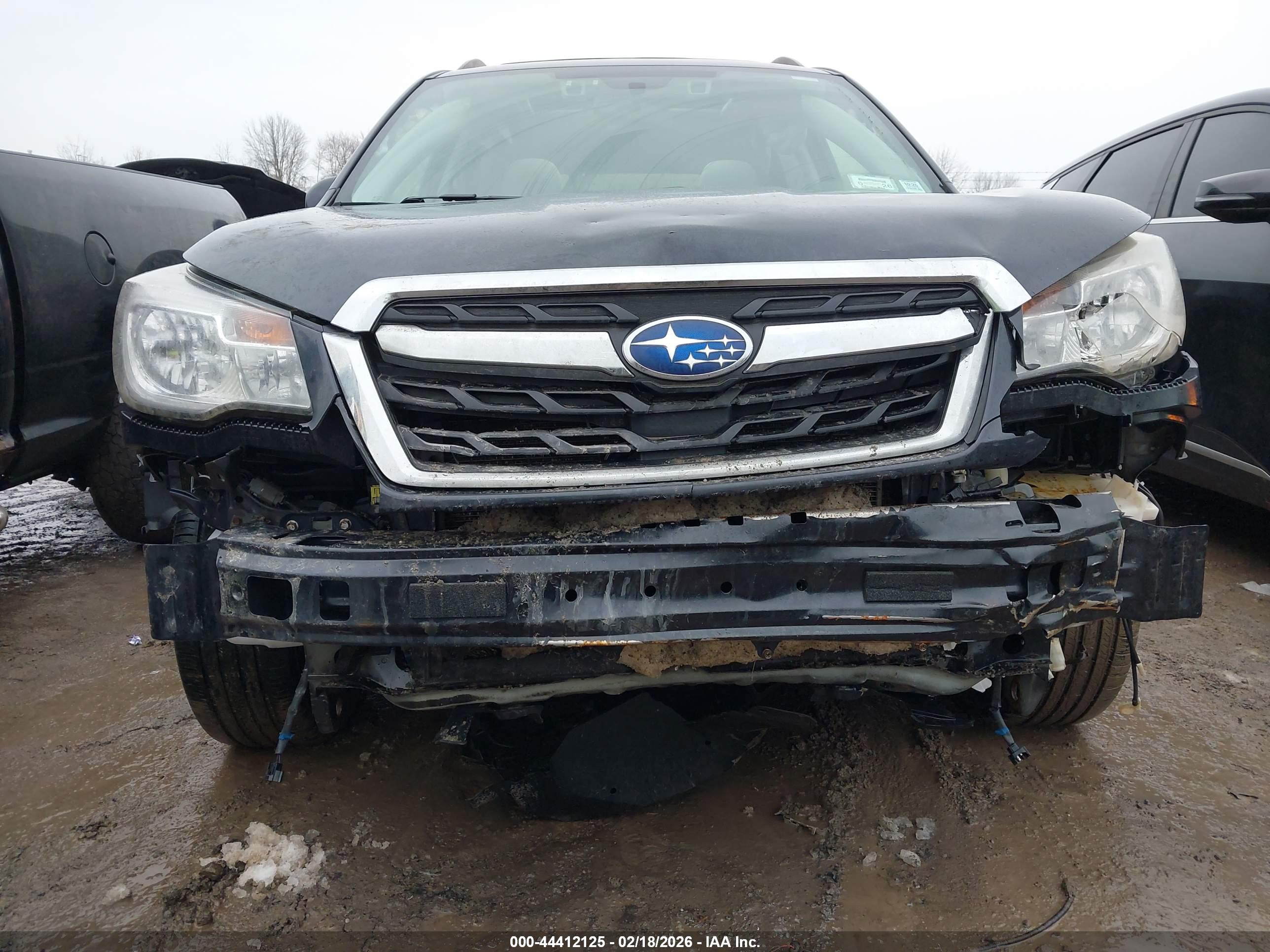 SUBARU FORESTER image 6