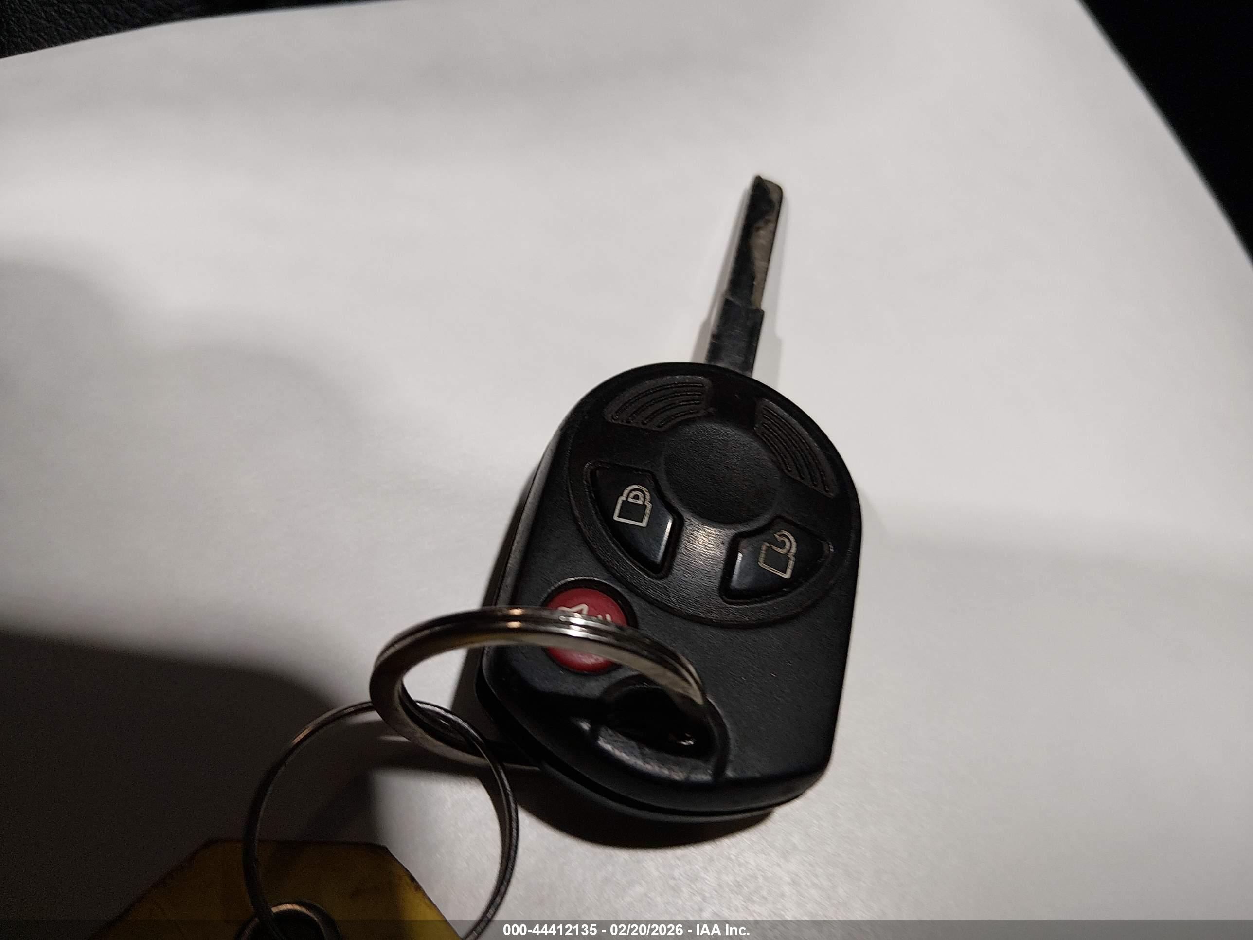 FORD ESCAPE image 11