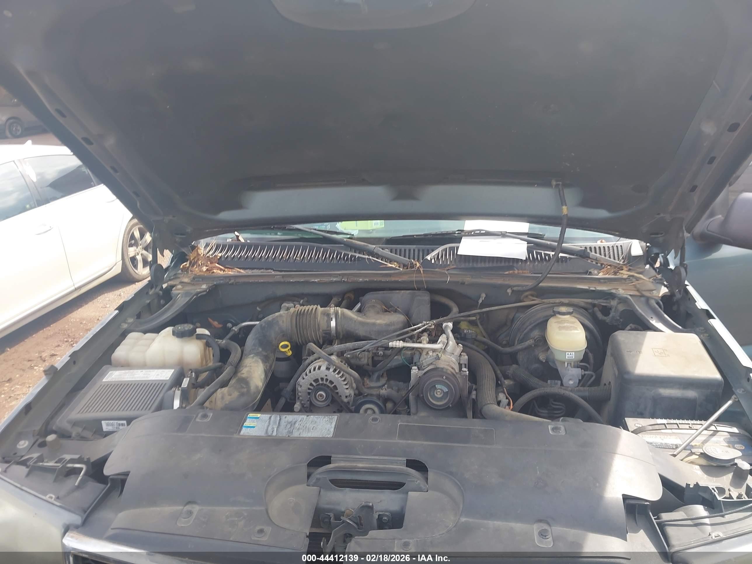 CHEVROLET SILVERADO image 10