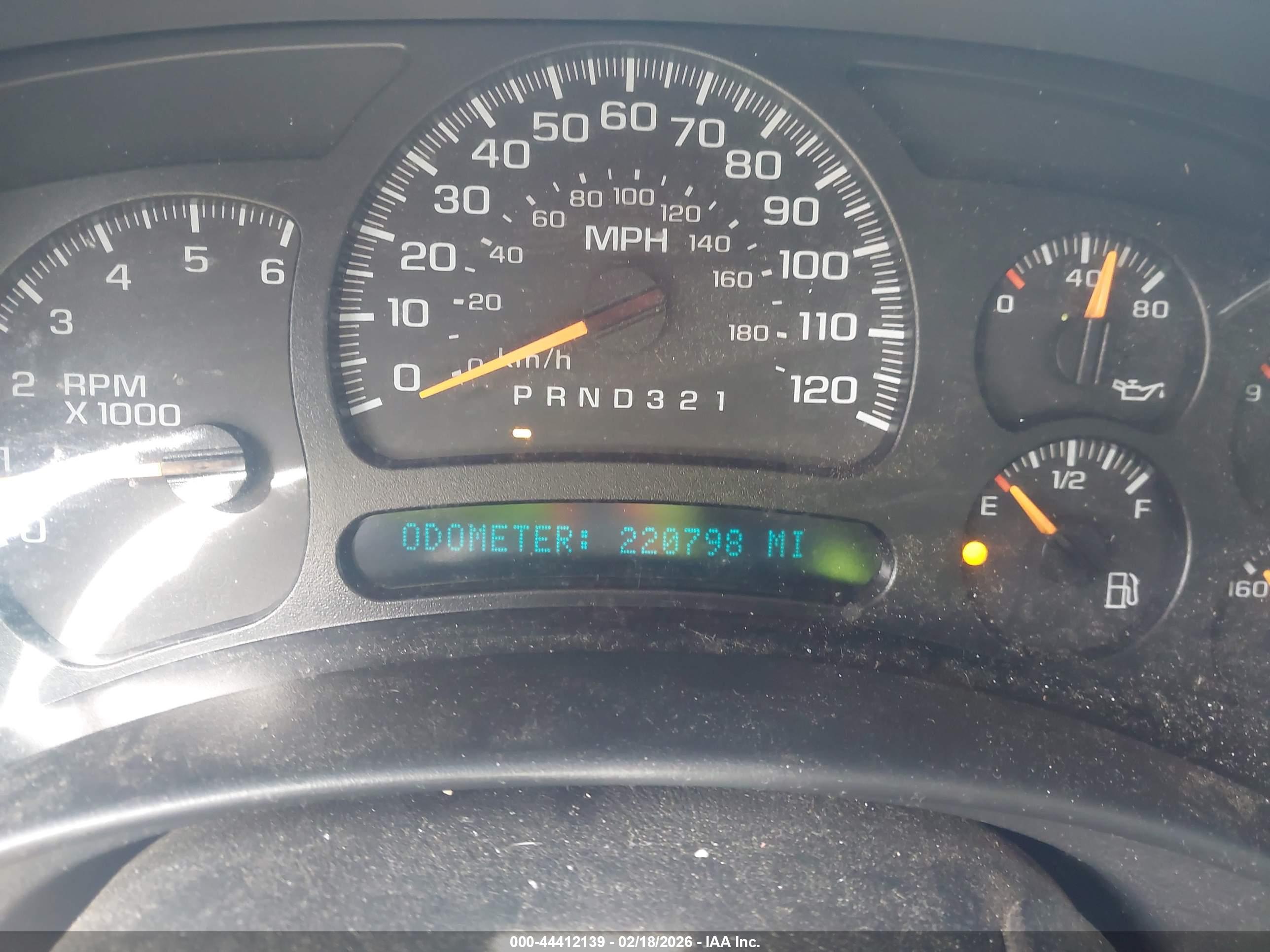CHEVROLET SILVERADO image 7