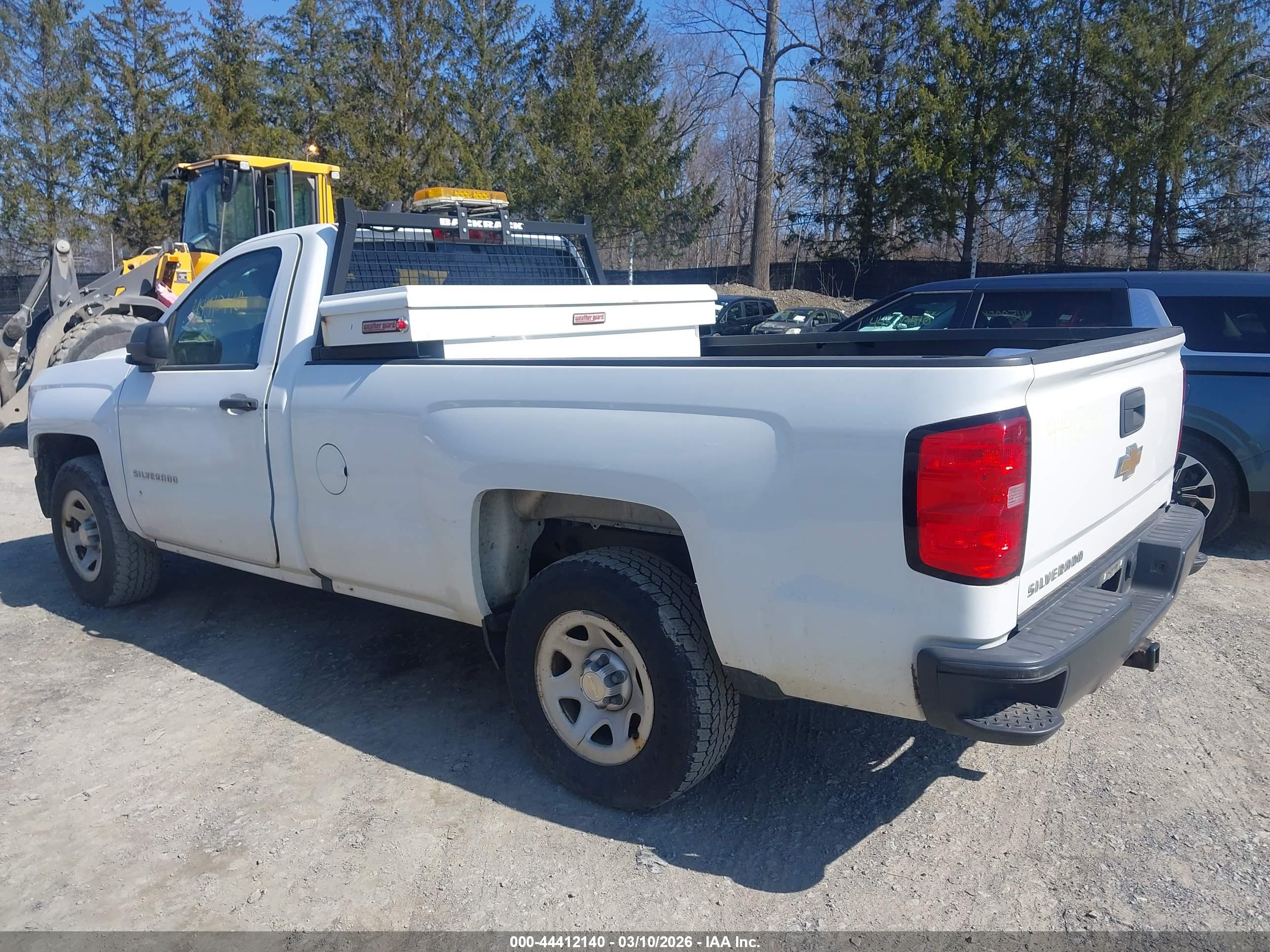 CHEVROLET SILVERADO image 3