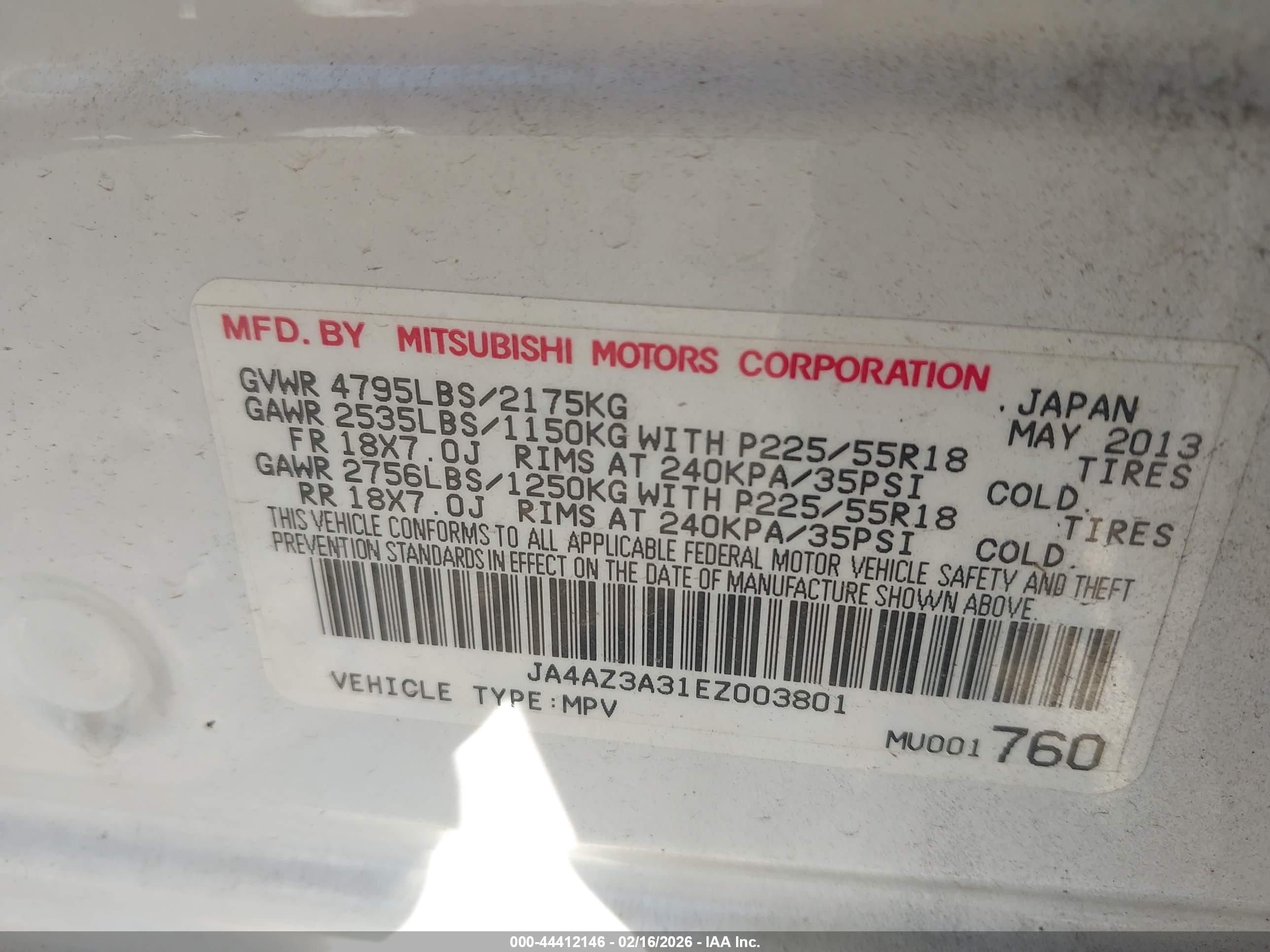 MITSUBISHI OUTLANDER image 9