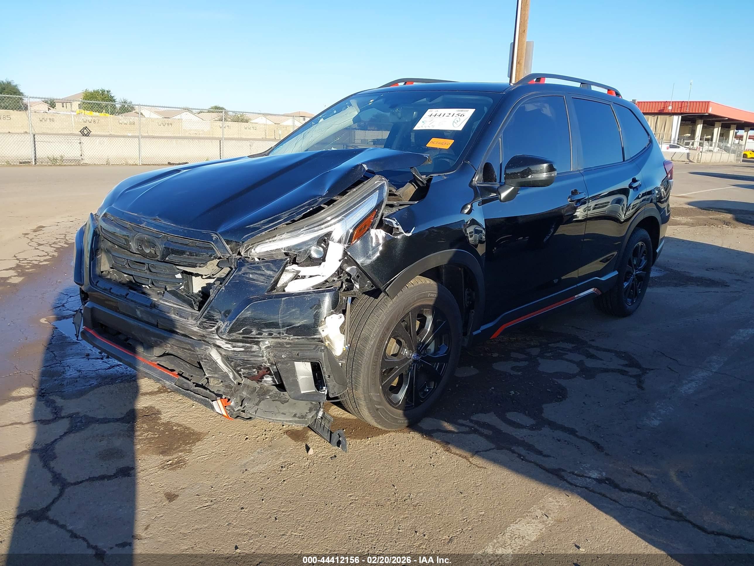 SUBARU FORESTER image 2