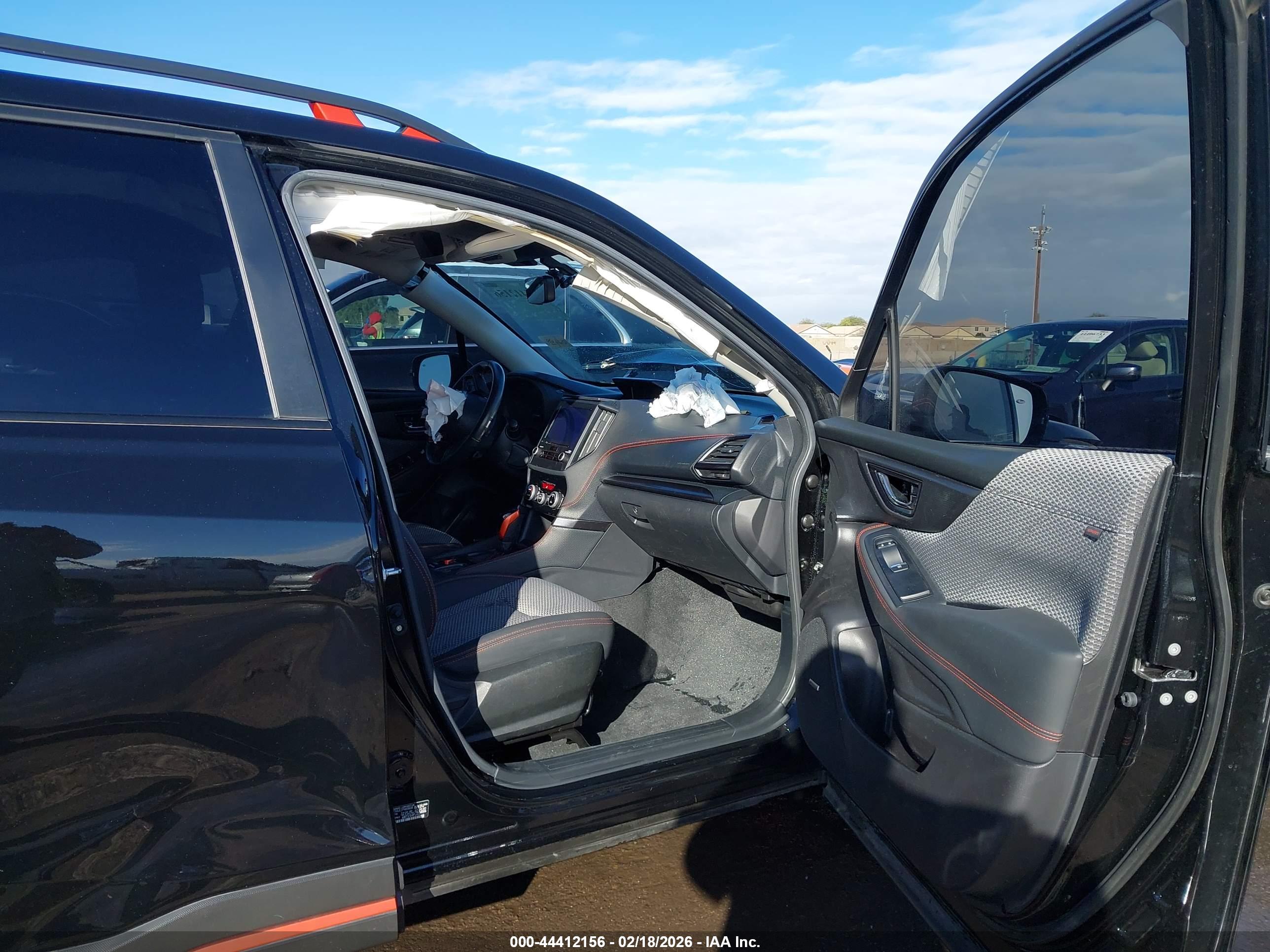 SUBARU FORESTER image 5