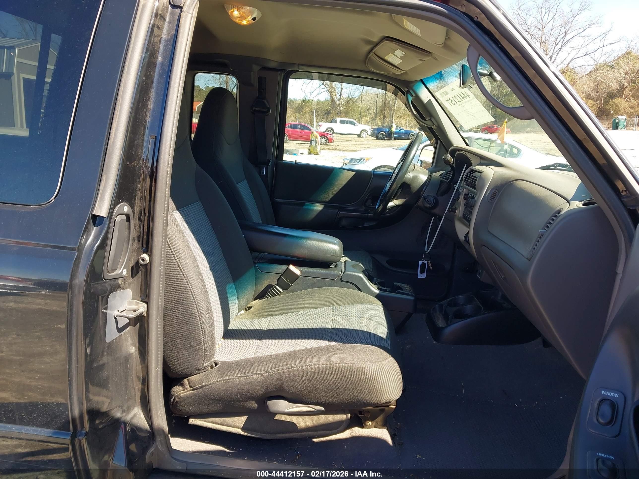 FORD RANGER image 5