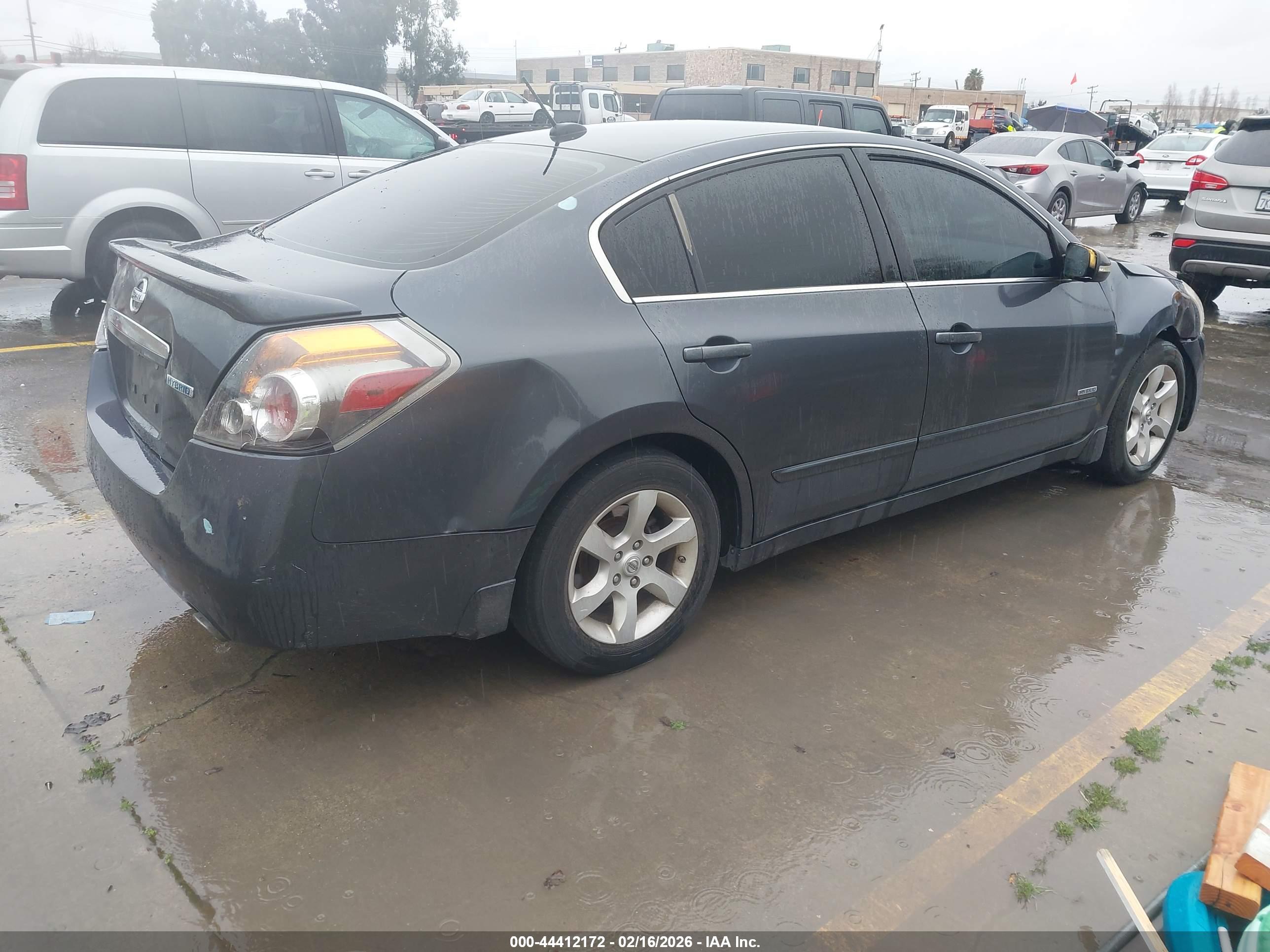 NISSAN ALTIMA image 4