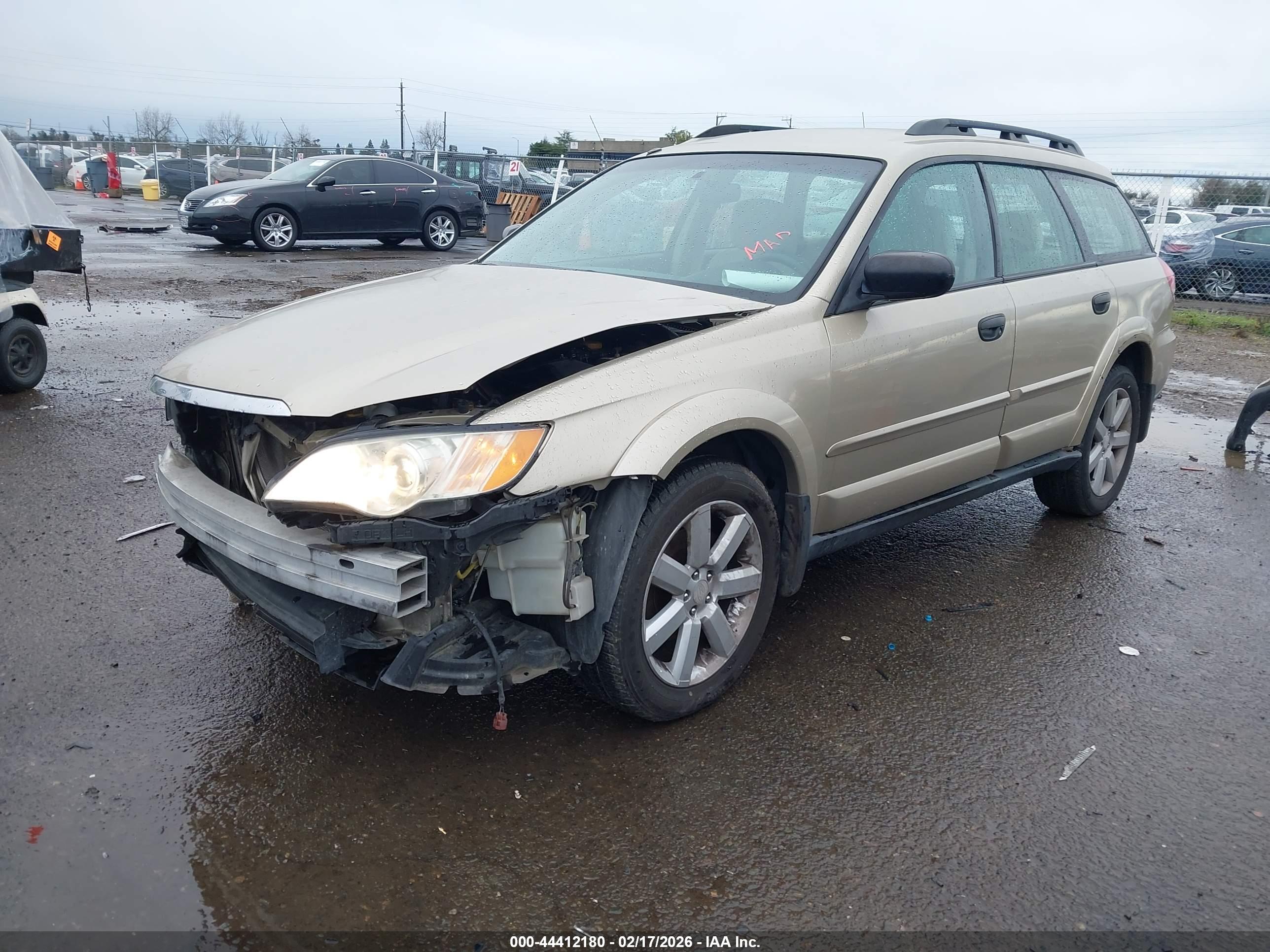 SUBARU OUTBACK image 2