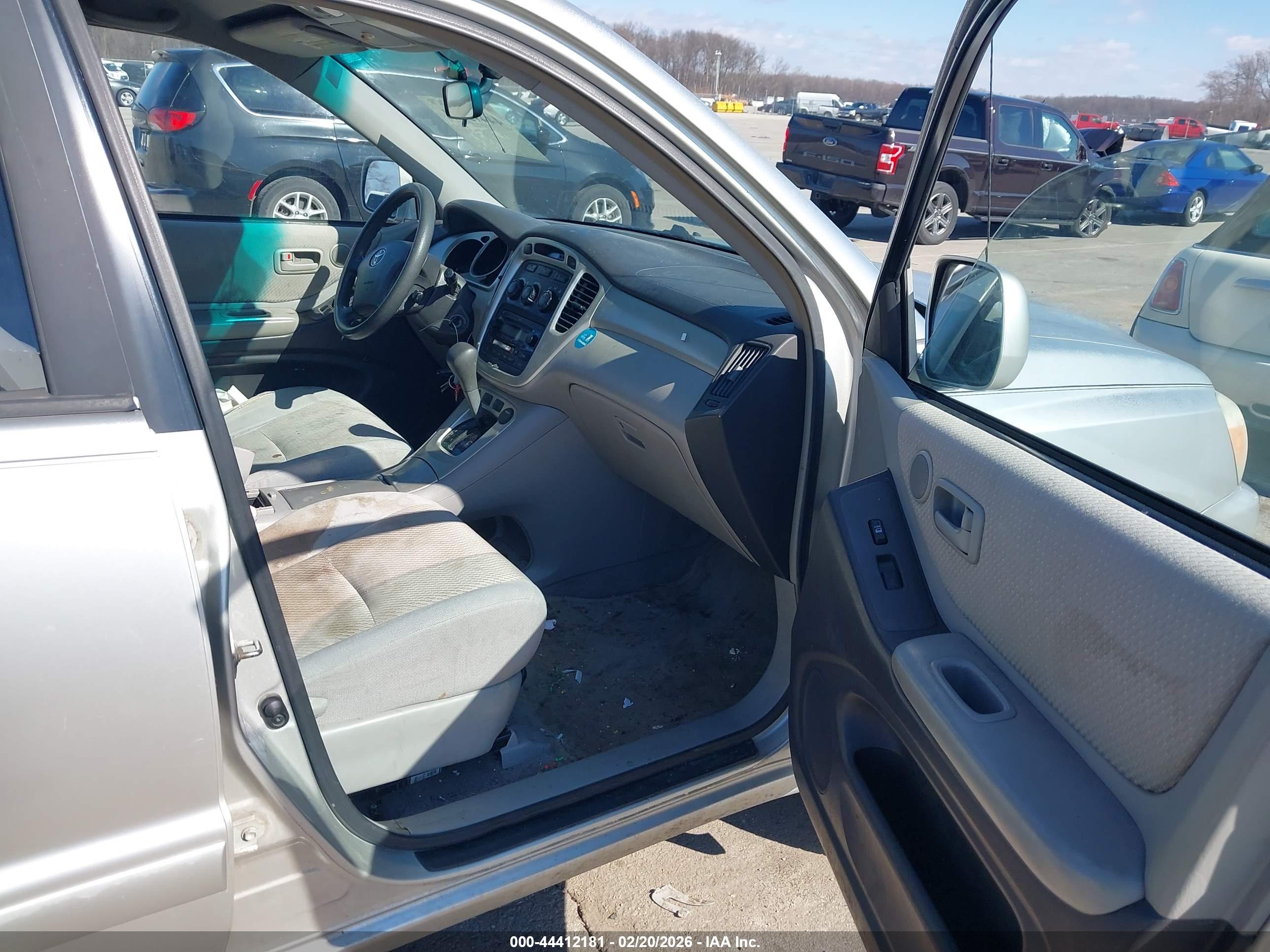 TOYOTA HIGHLANDER image 5