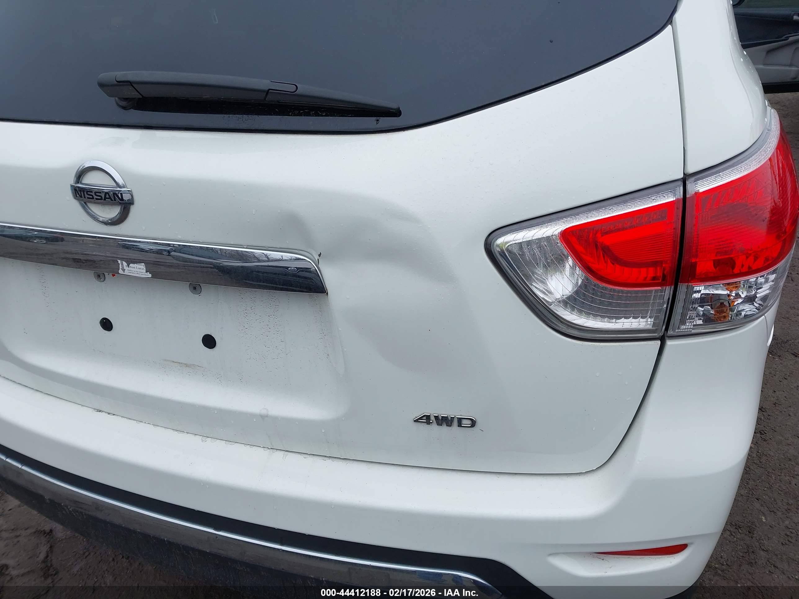 NISSAN PATHFINDER image 6