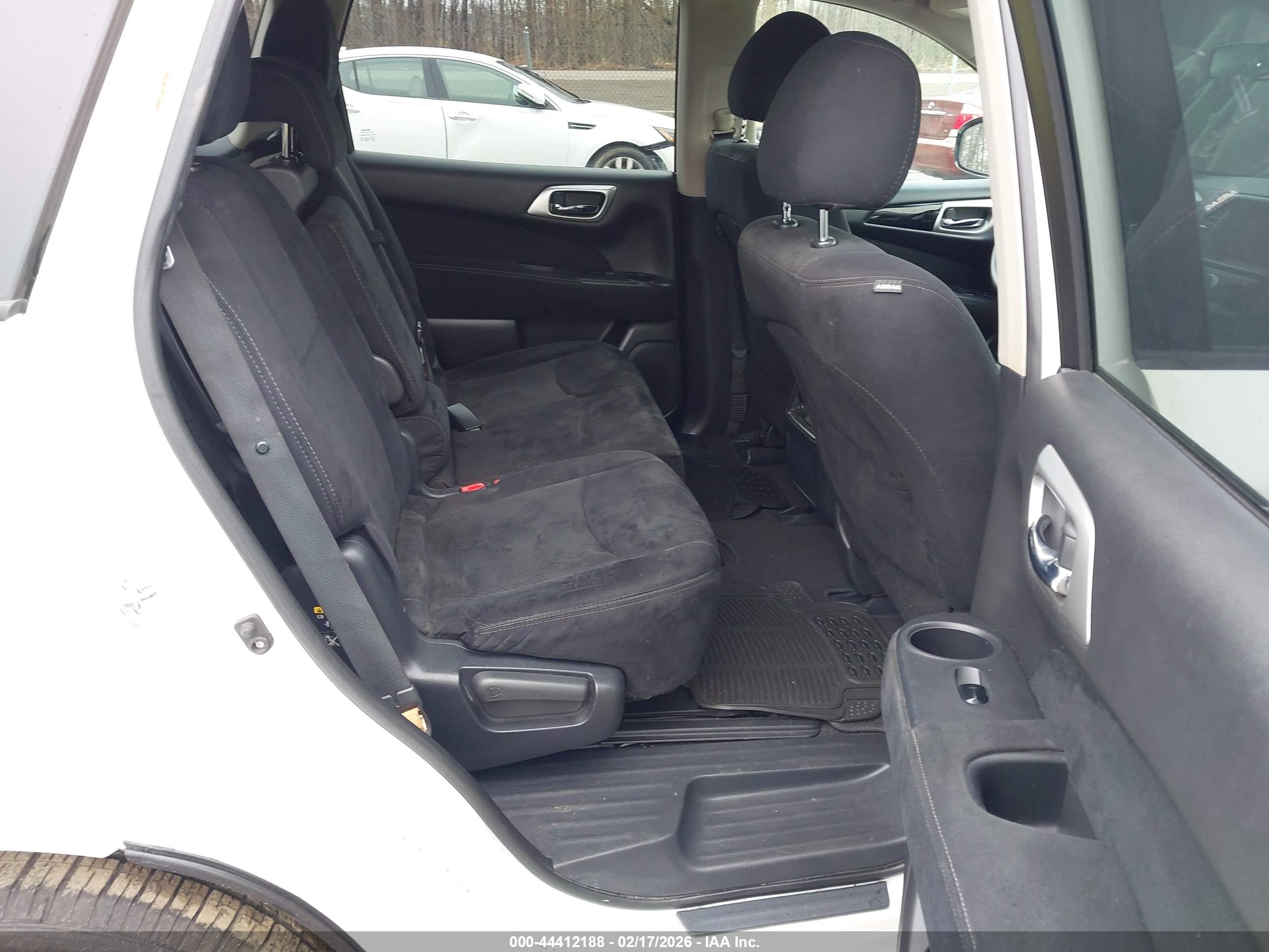 NISSAN PATHFINDER image 8